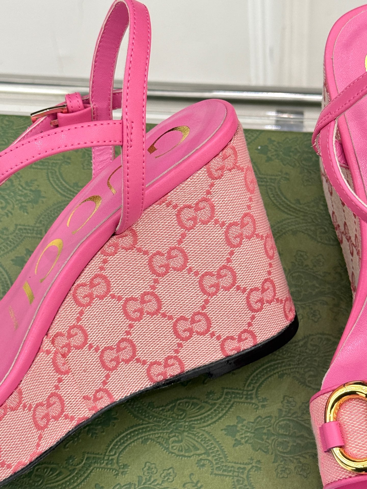 LuxluxHouse Best Quality Gucci Women Shoes