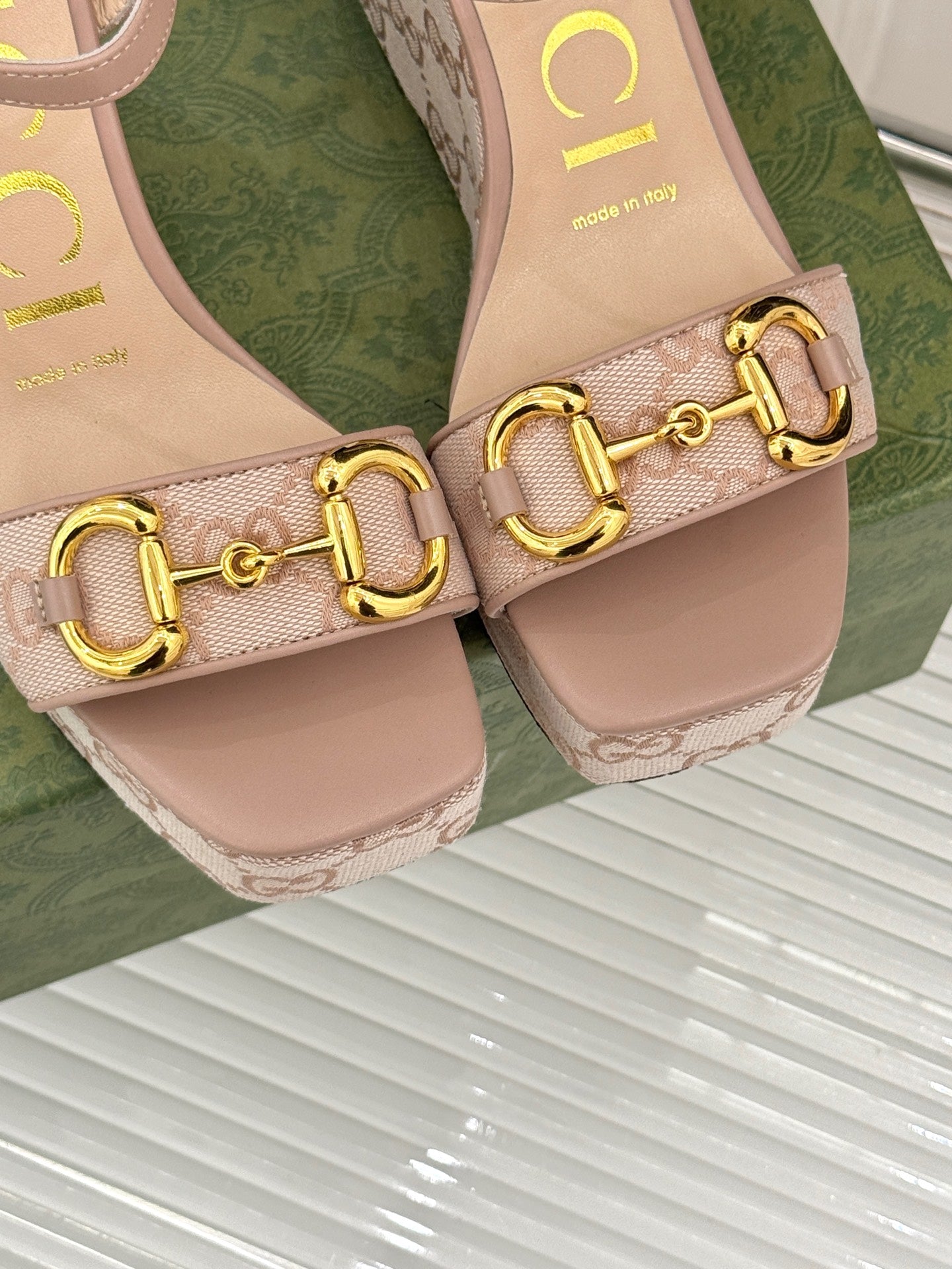 LuxluxHouse Best Quality Gucci Women Shoes