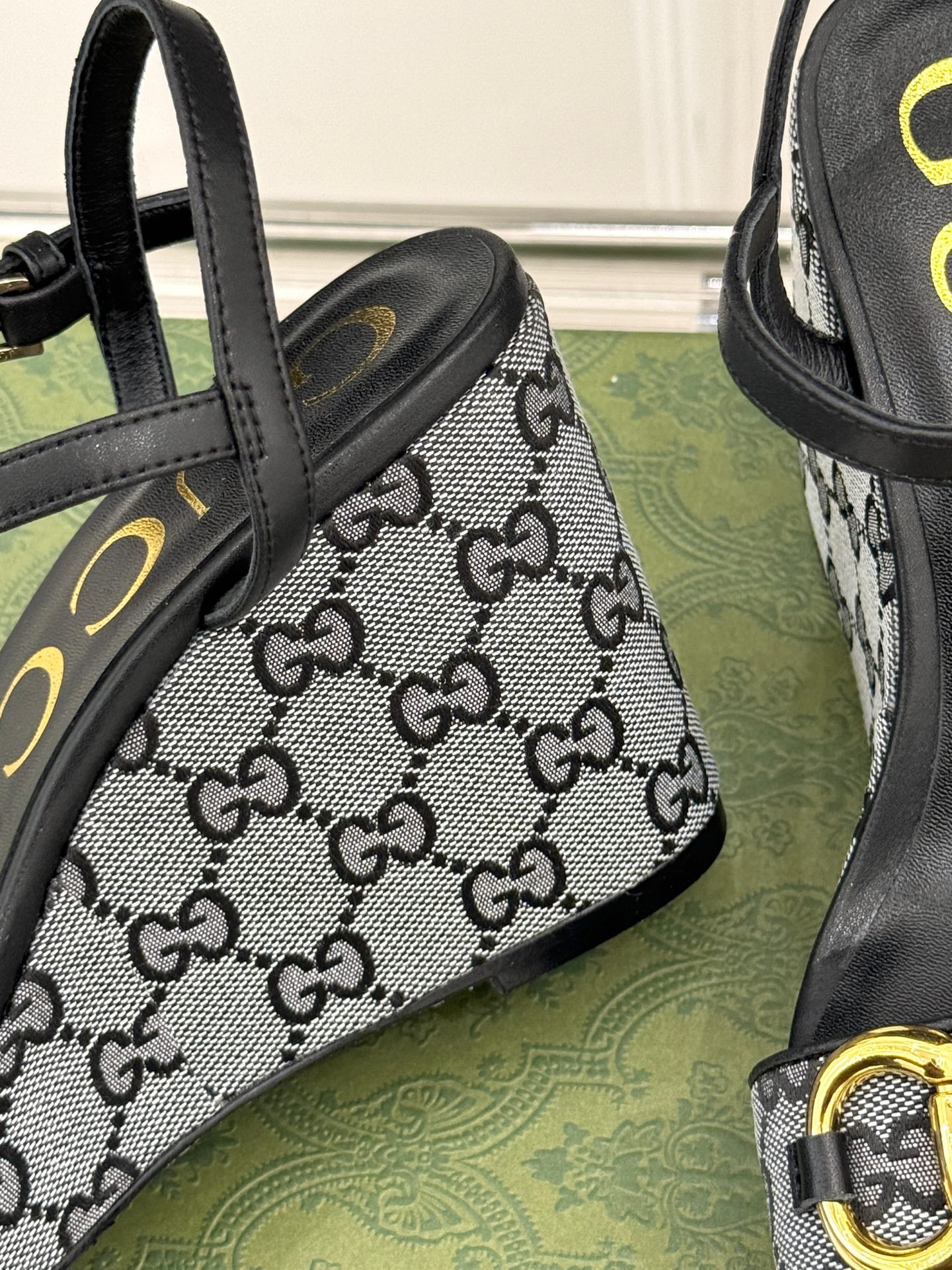 LuxluxHouse Best Quality Gucci Women Shoes