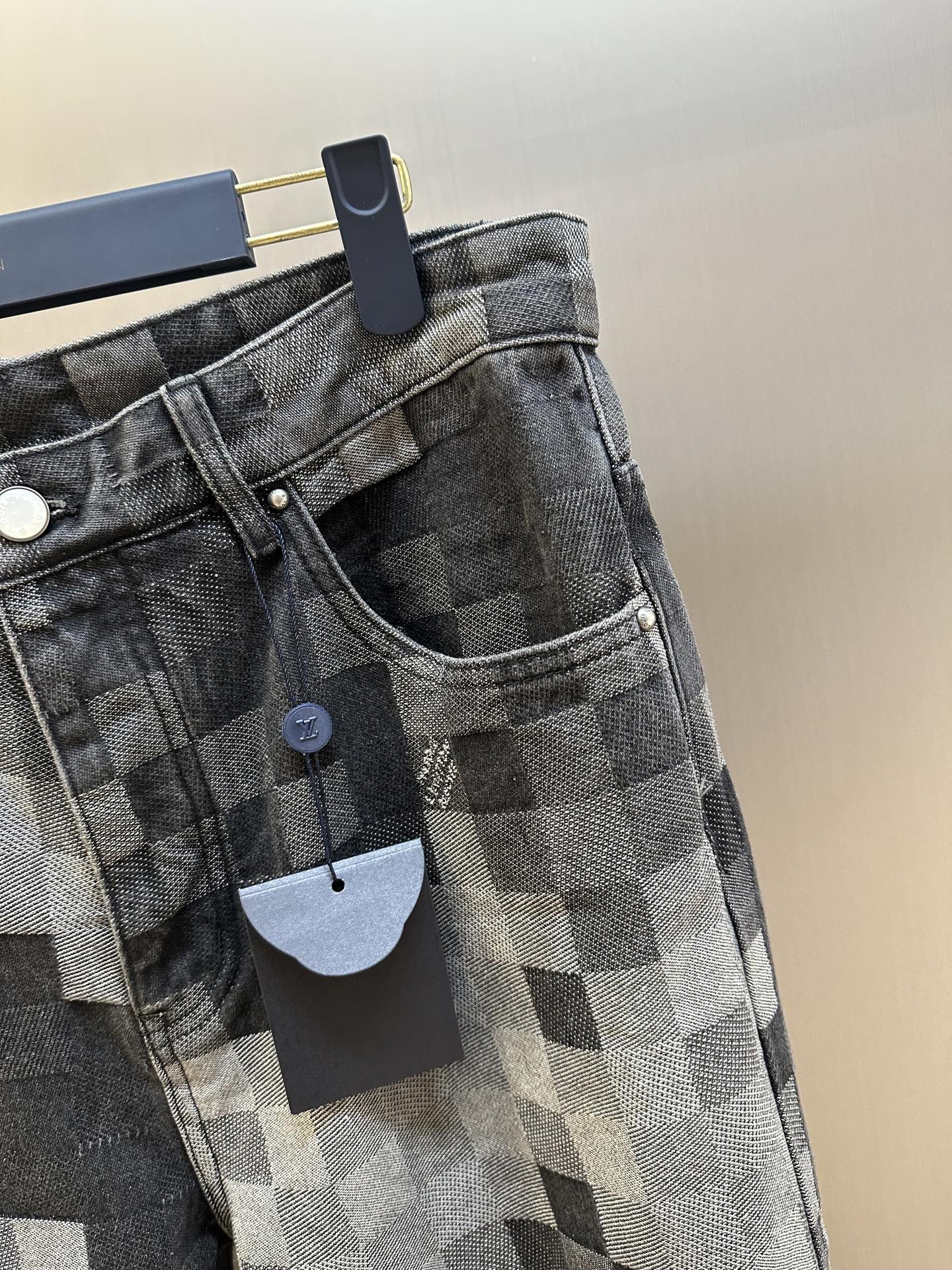 LuxluxHouse Best Quality Clothes Pants Coats & Jackets Louis Vuitton