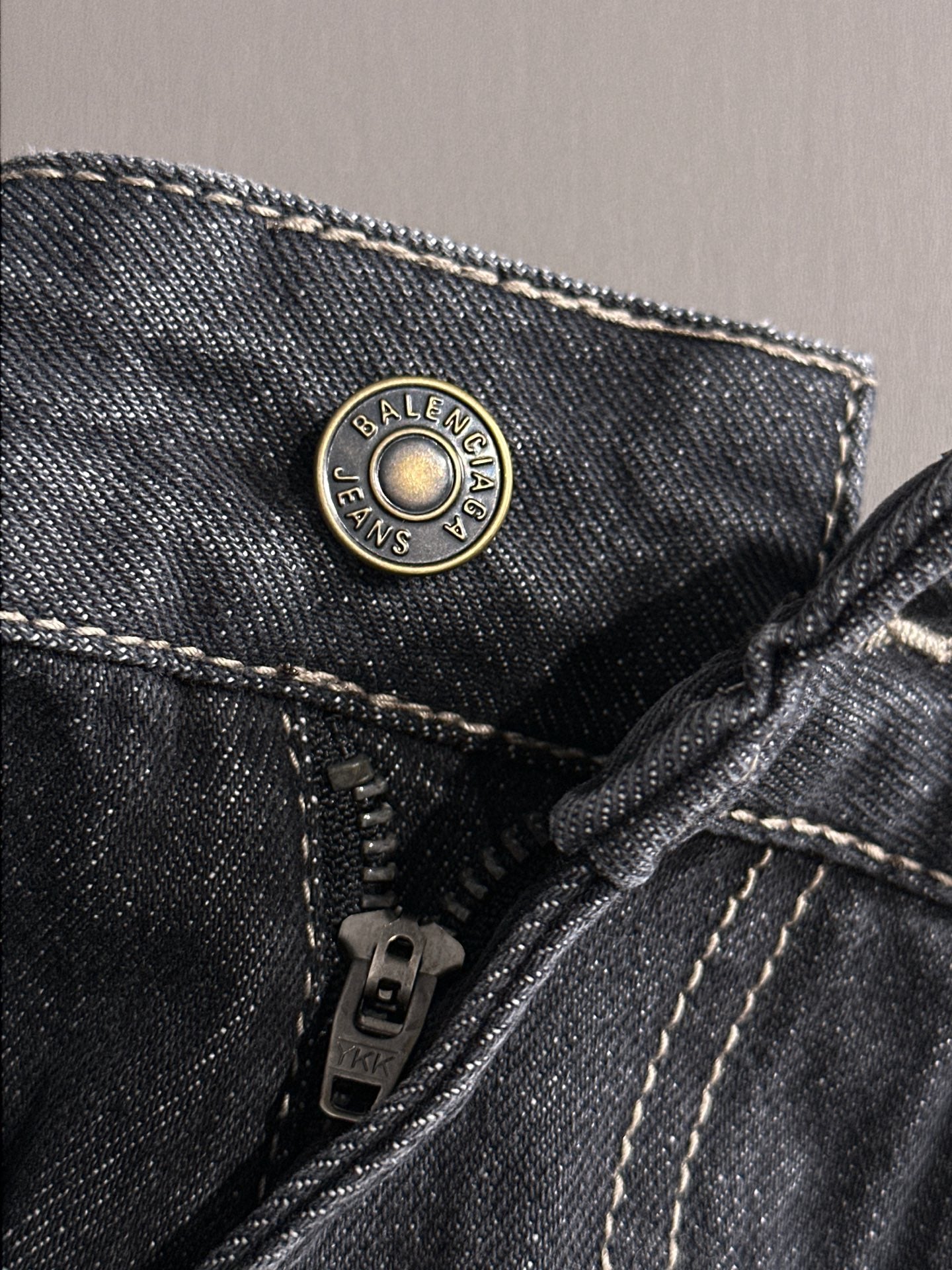 LuxluxHouse Best Quality Clothes Balenciaga Pants