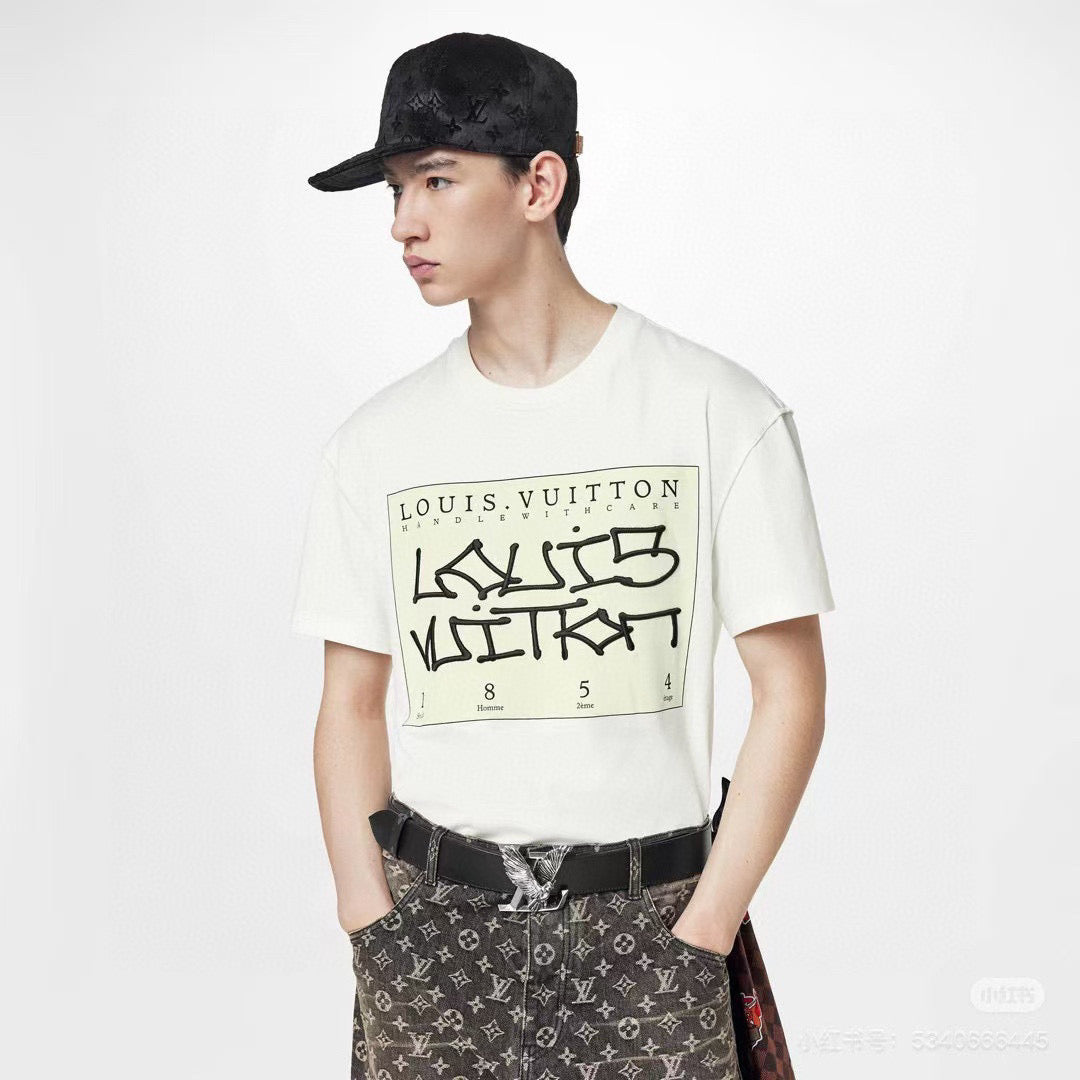 LuxluxHouse Best Quality Clothes T-shirt Louis Vuitton