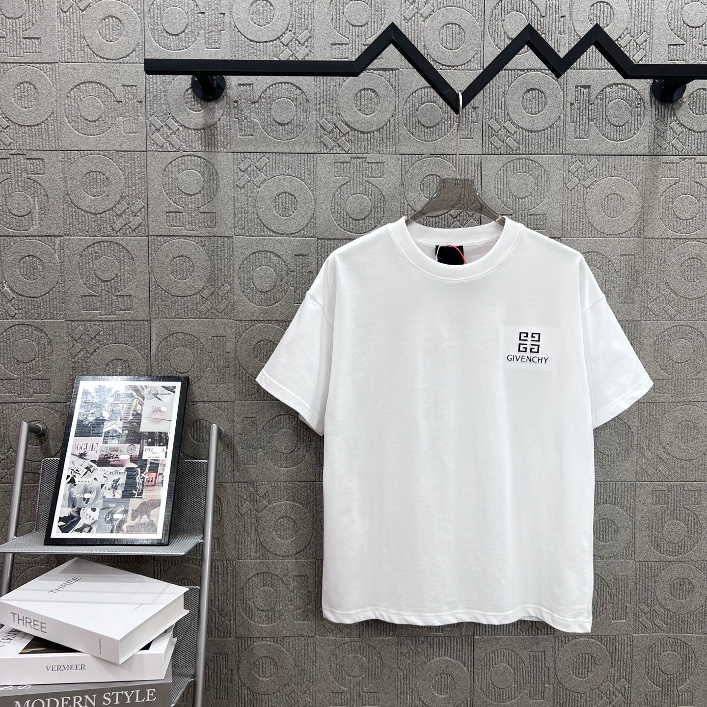 LuxluxHouse Best Quality Clothes Givenchy T-shirt