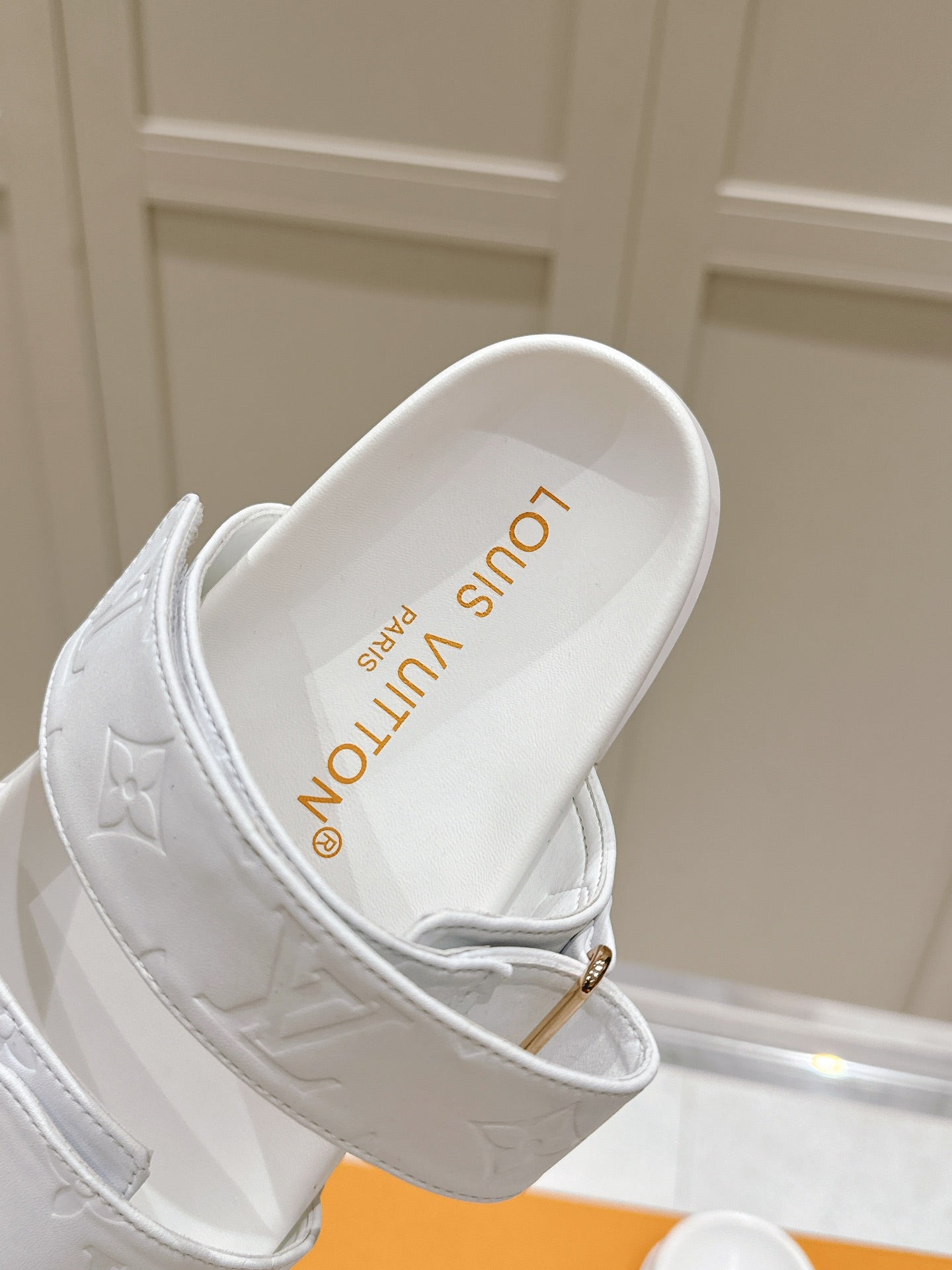 LuxluxHouse Best Quality Women Shoes Louis Vuitton