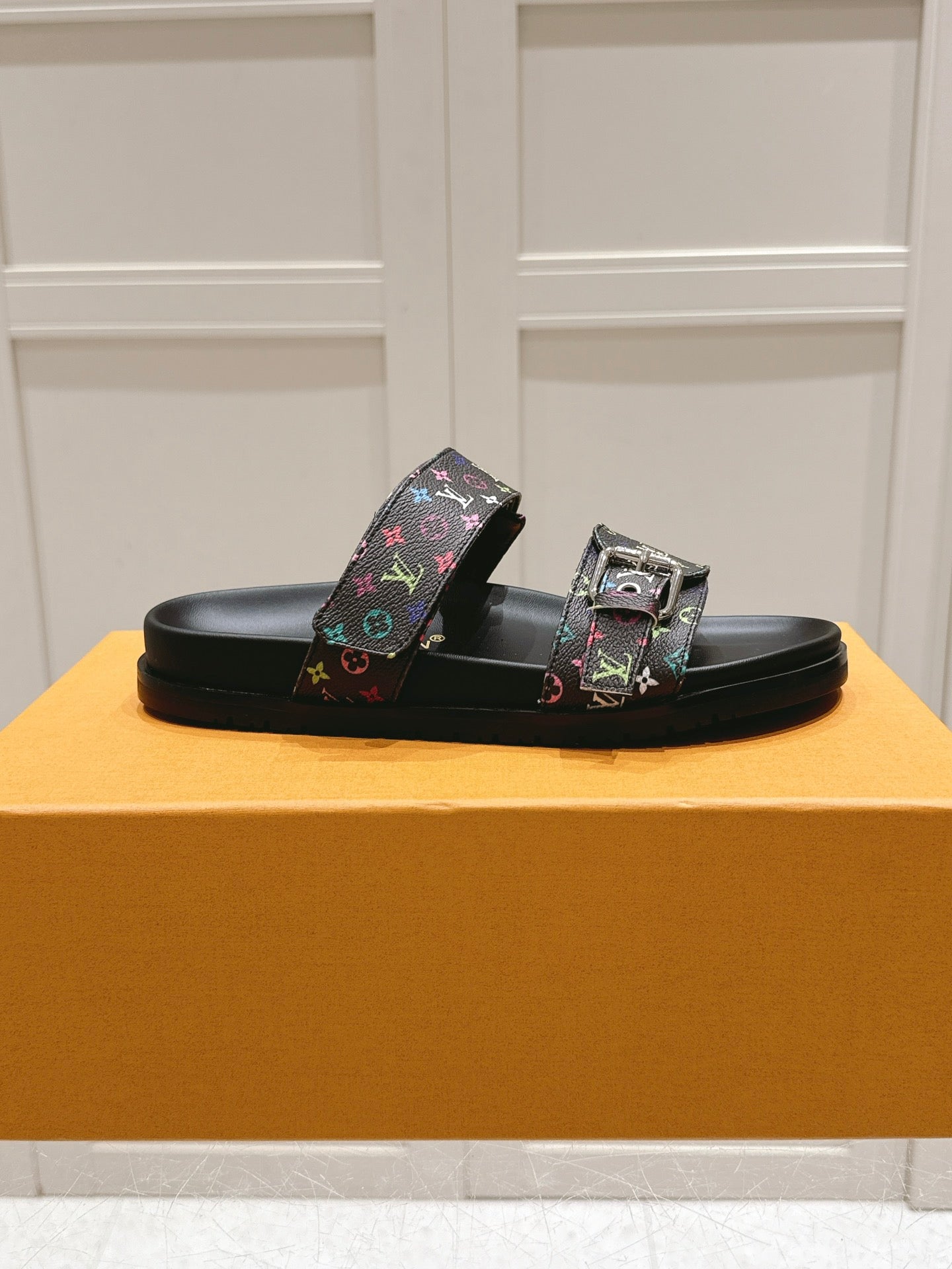 LuxluxHouse Best Quality Women Shoes Louis Vuitton