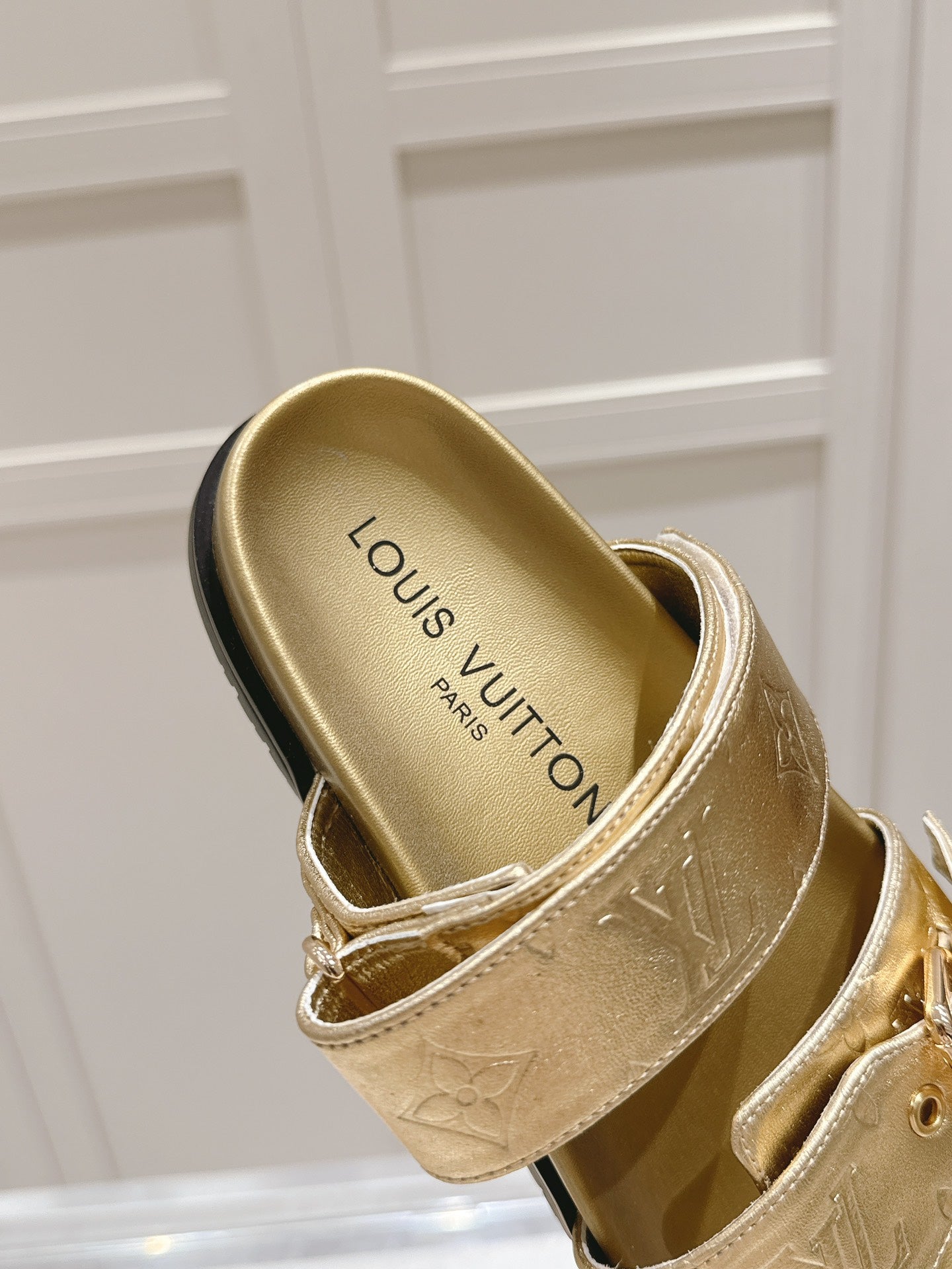 LuxluxHouse Best Quality Women Shoes Louis Vuitton