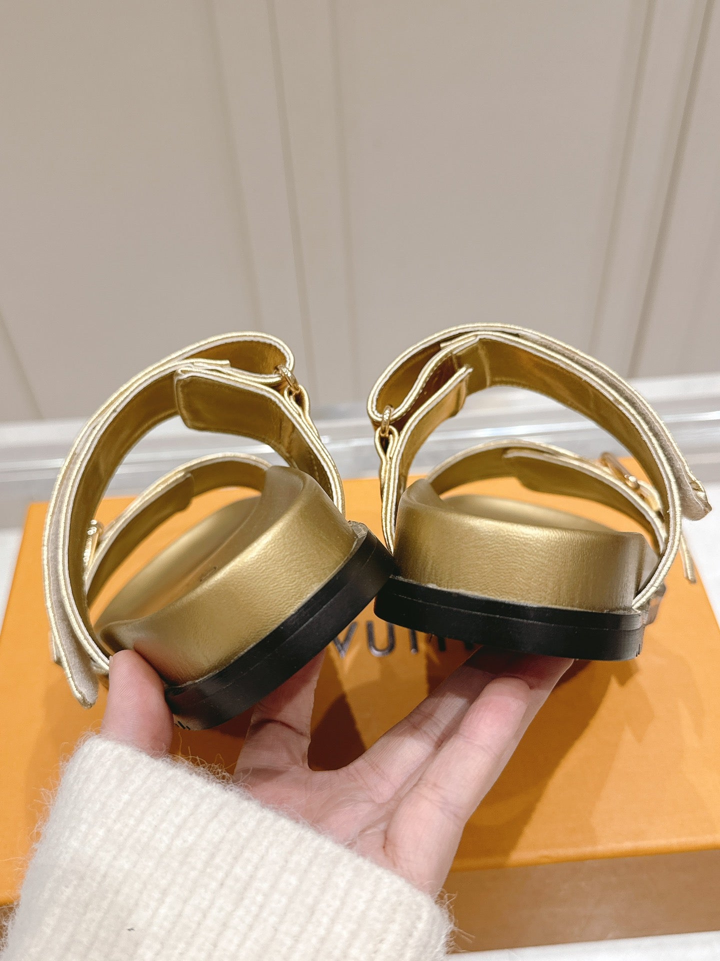 LuxluxHouse Best Quality Women Shoes Louis Vuitton