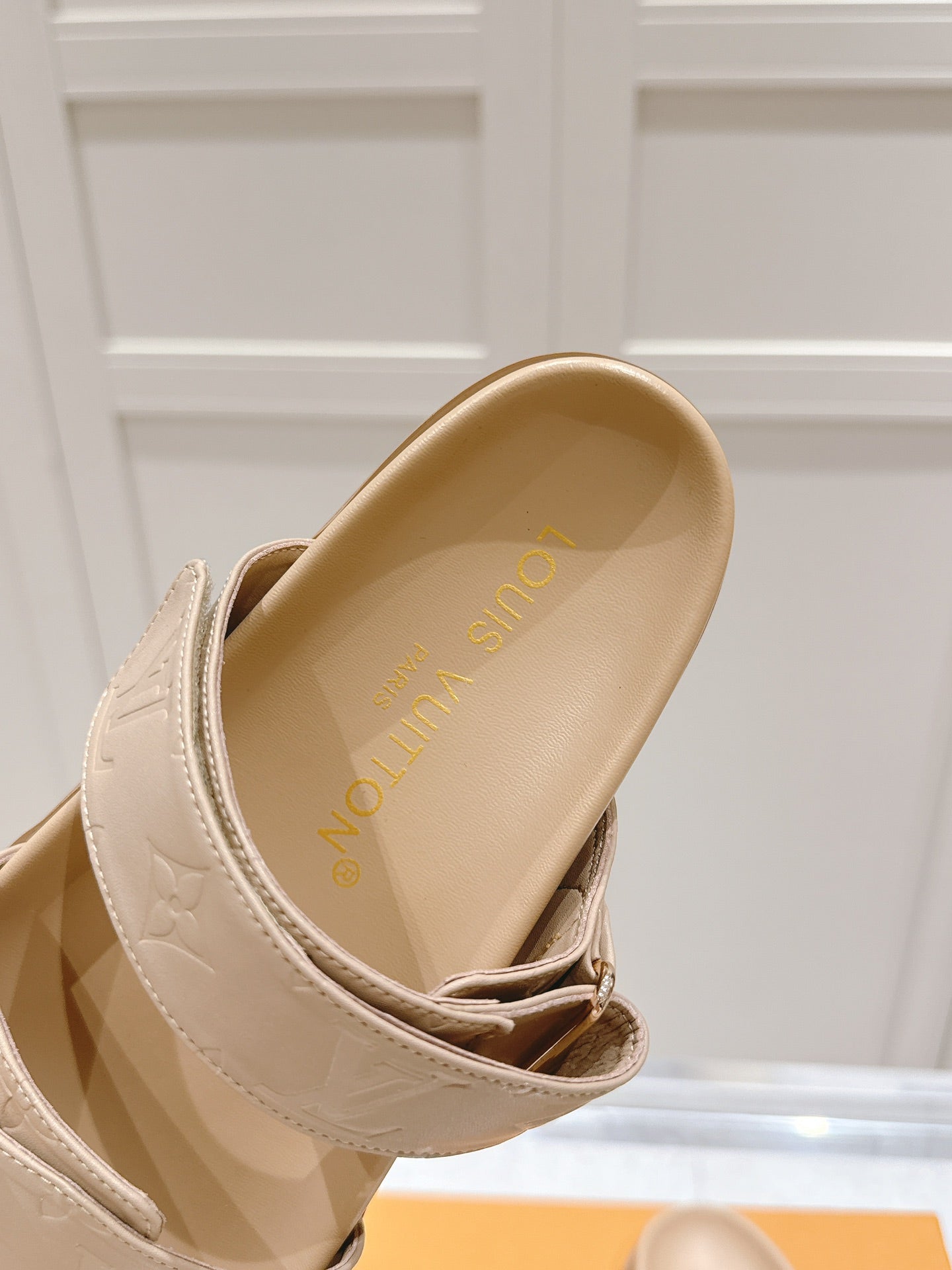 LuxluxHouse Best Quality Women Shoes Louis Vuitton