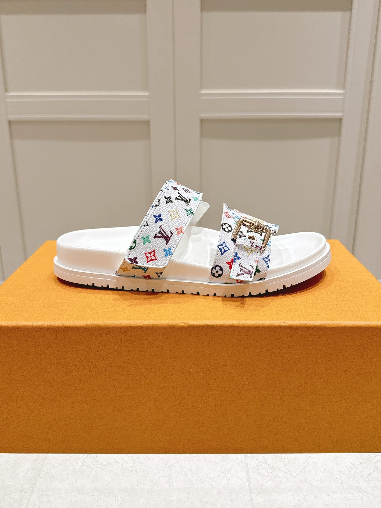 LuxluxHouse Best Quality Women Shoes Louis Vuitton