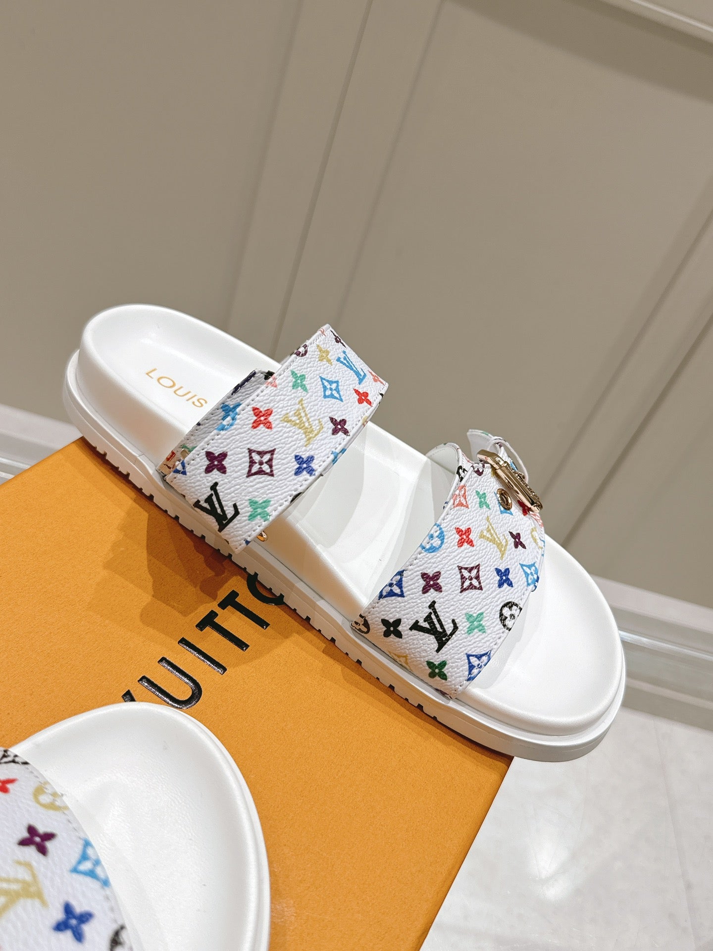 LuxluxHouse Best Quality Women Shoes Louis Vuitton