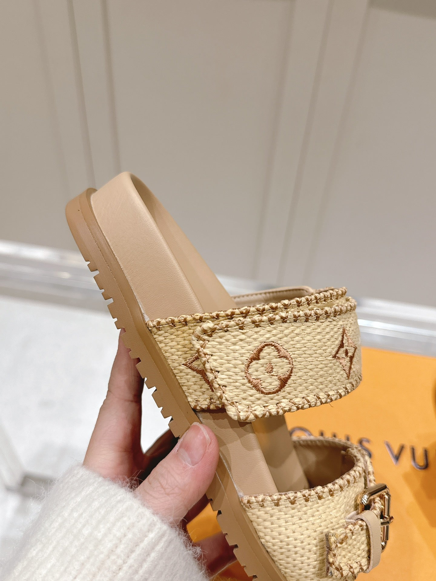LuxluxHouse Best Quality Women Shoes Louis Vuitton