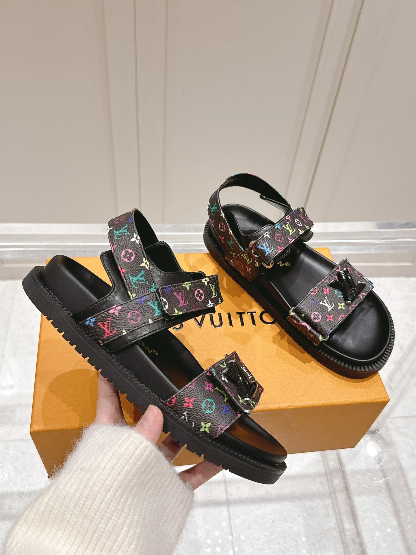 LuxluxHouse Best Quality Women Shoes Louis Vuitton