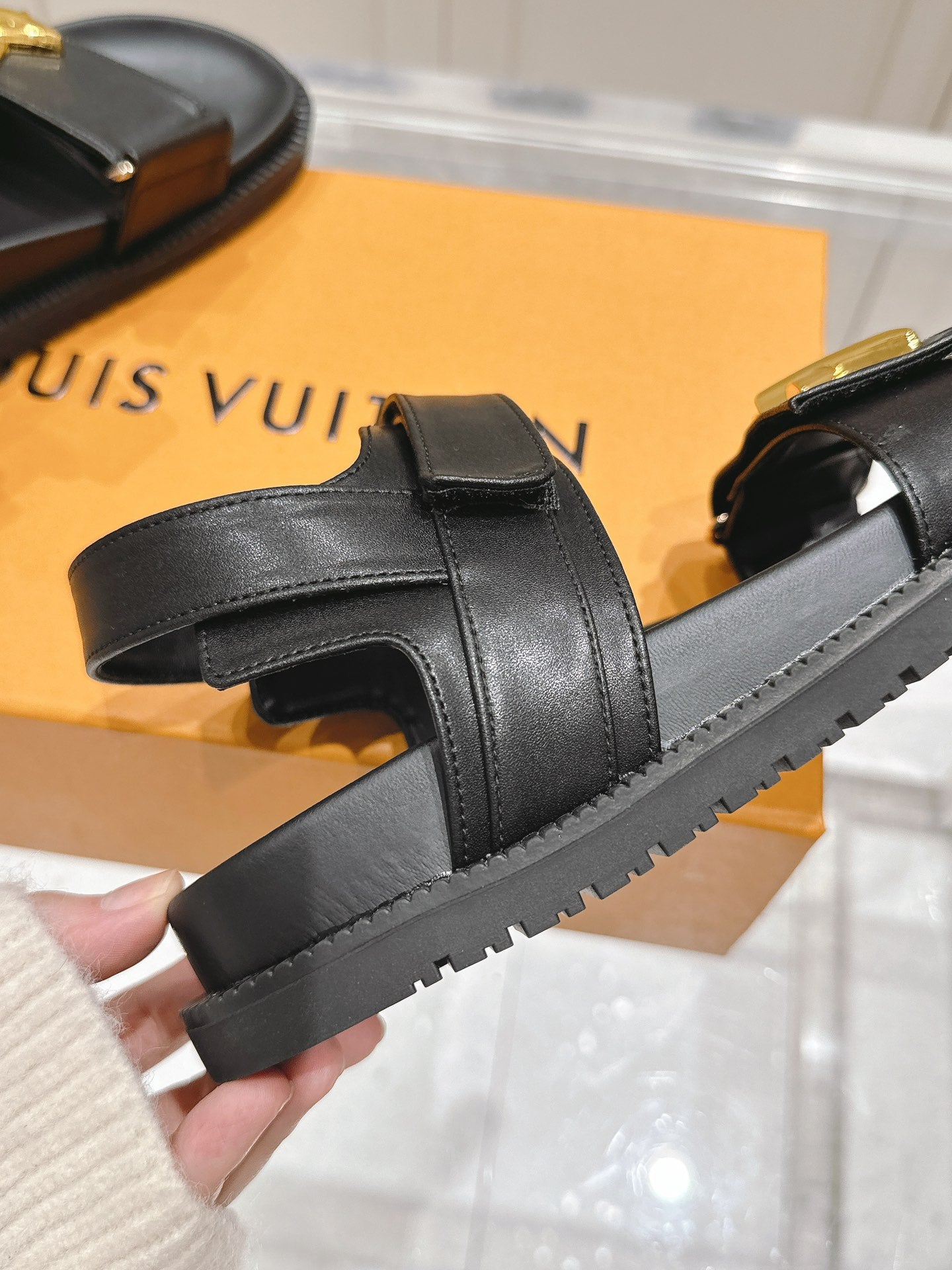 LuxluxHouse Best Quality Women Shoes Louis Vuitton