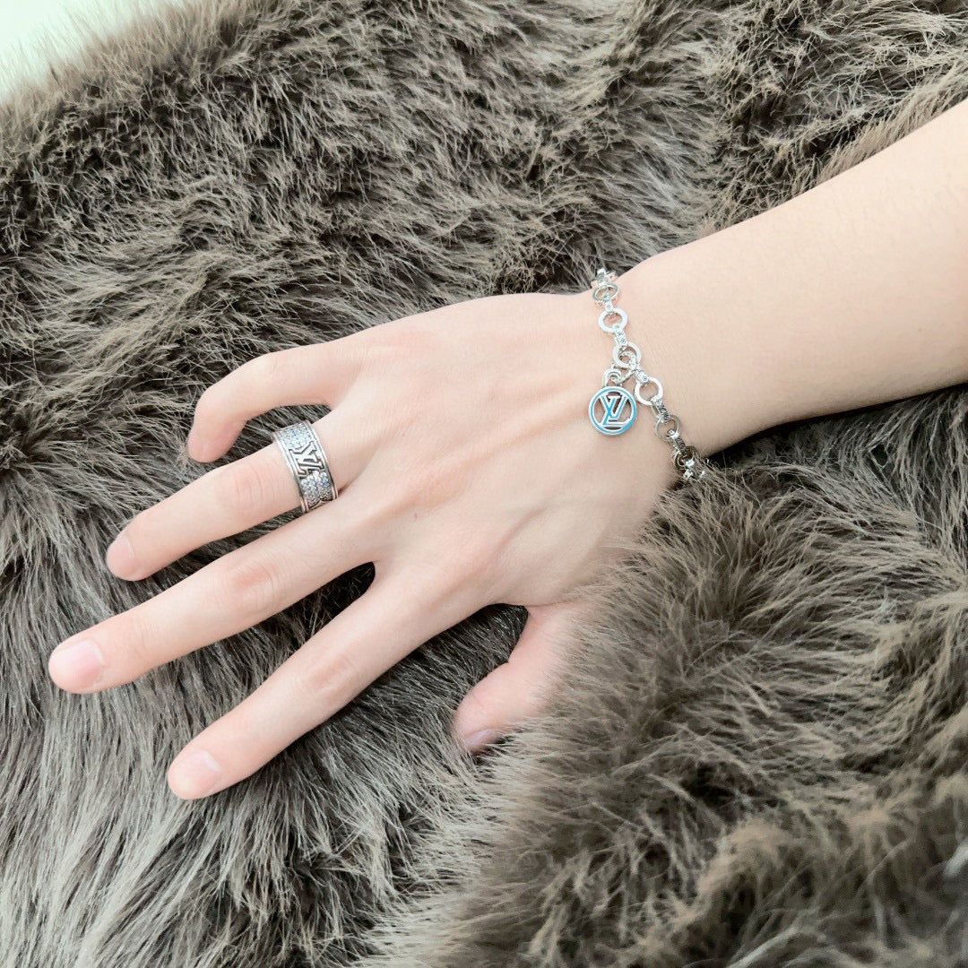 LuxluxHouse Best Quality Accessories Louis Vuitton