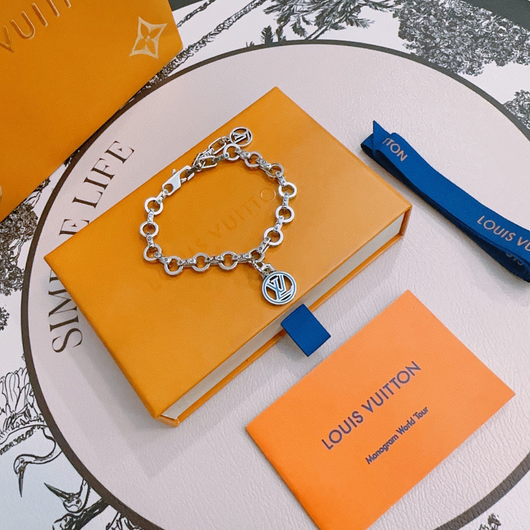 LuxluxHouse Best Quality Accessories Louis Vuitton