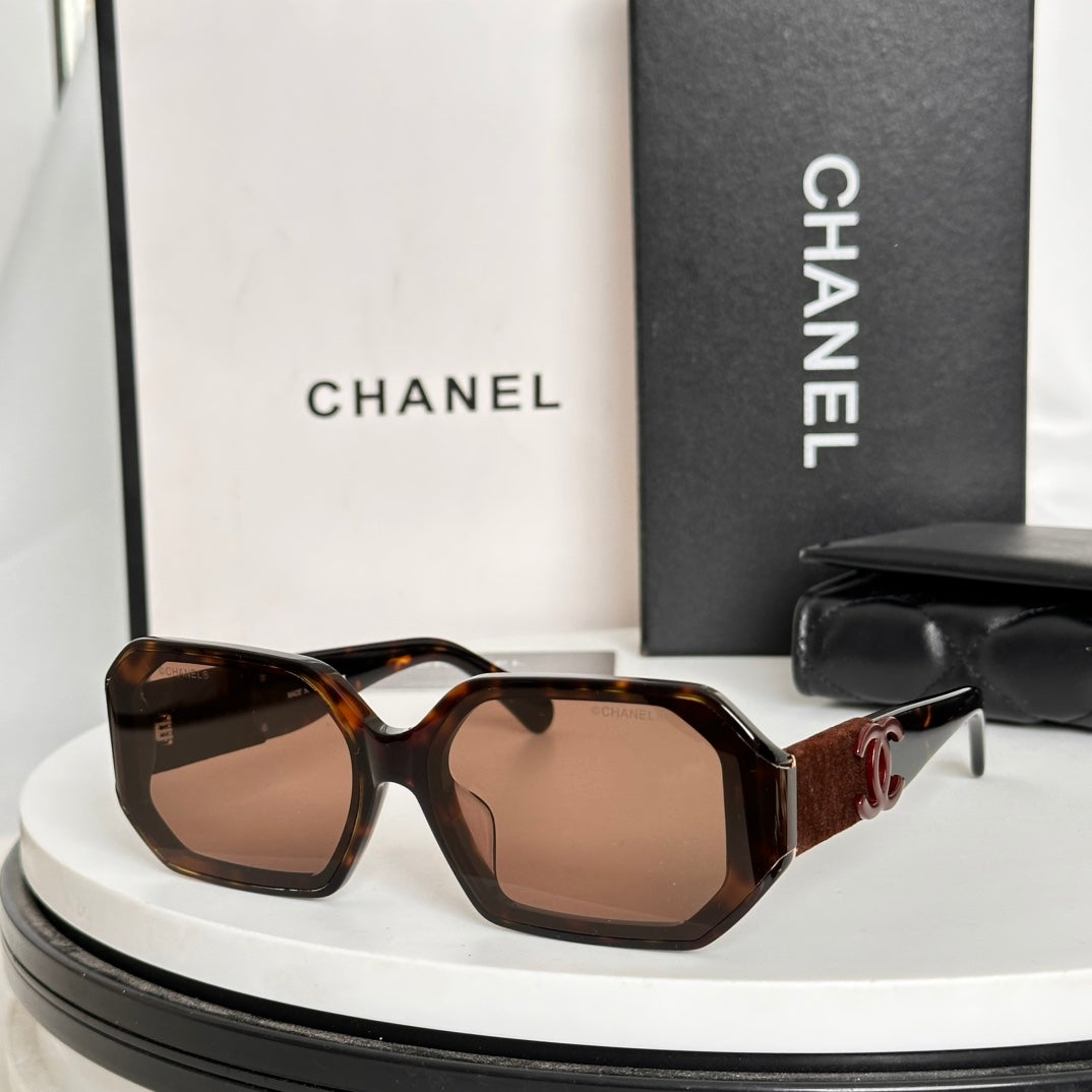 LuxluxHouse Best Quality Glasses Chanel