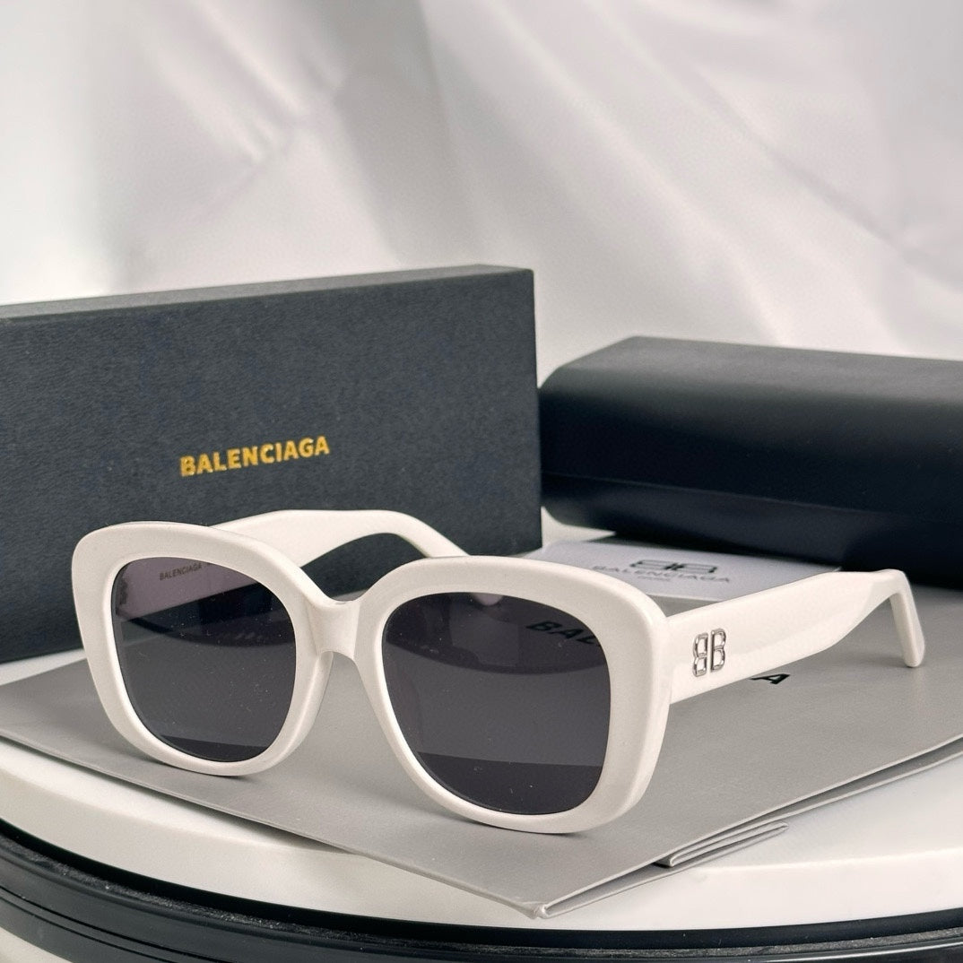 LuxluxHouse Best Quality Glasses Balenciaga