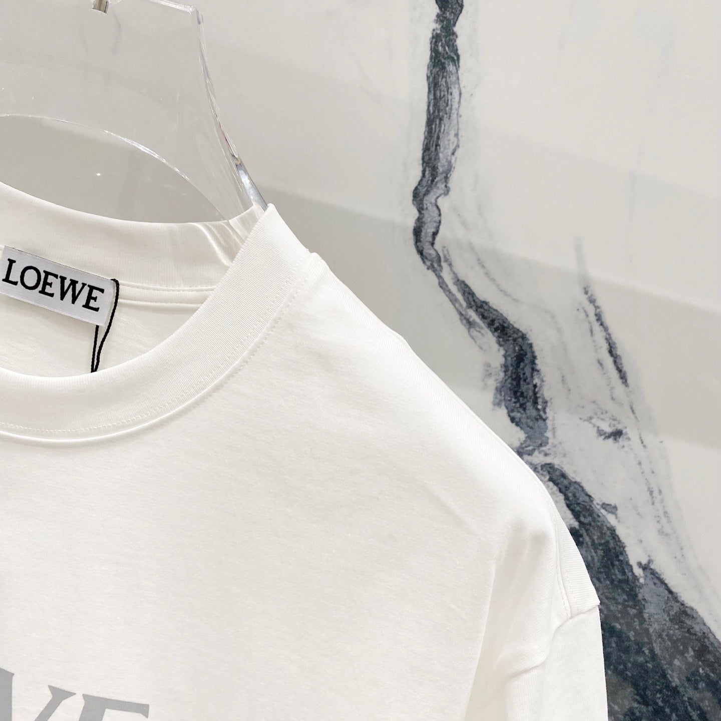 LuxluxHouse Best Quality Clothes T-shirt Loewe