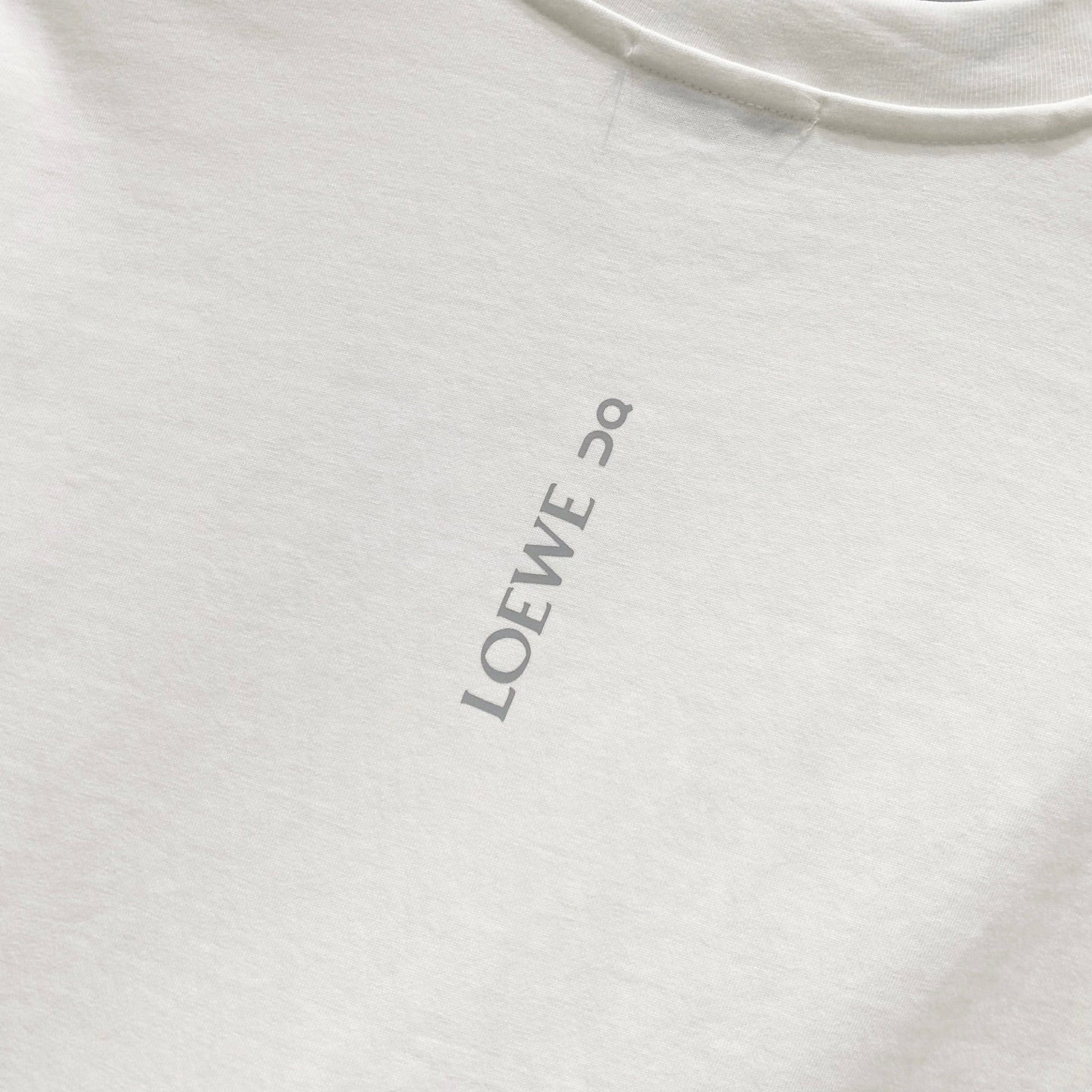 LuxluxHouse Best Quality Clothes T-shirt Loewe