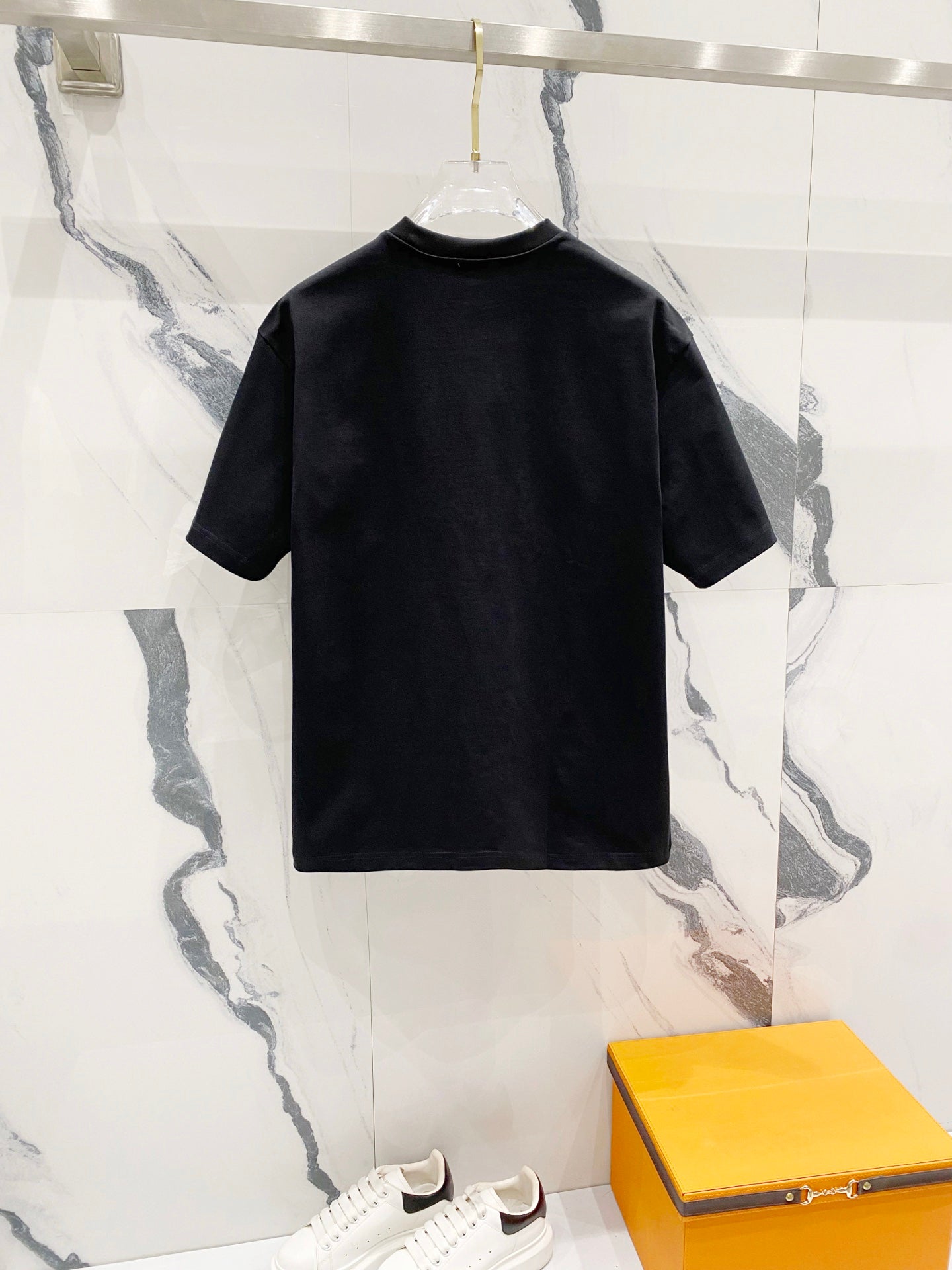 LuxluxHouse Best Quality Clothes T-shirt Loewe