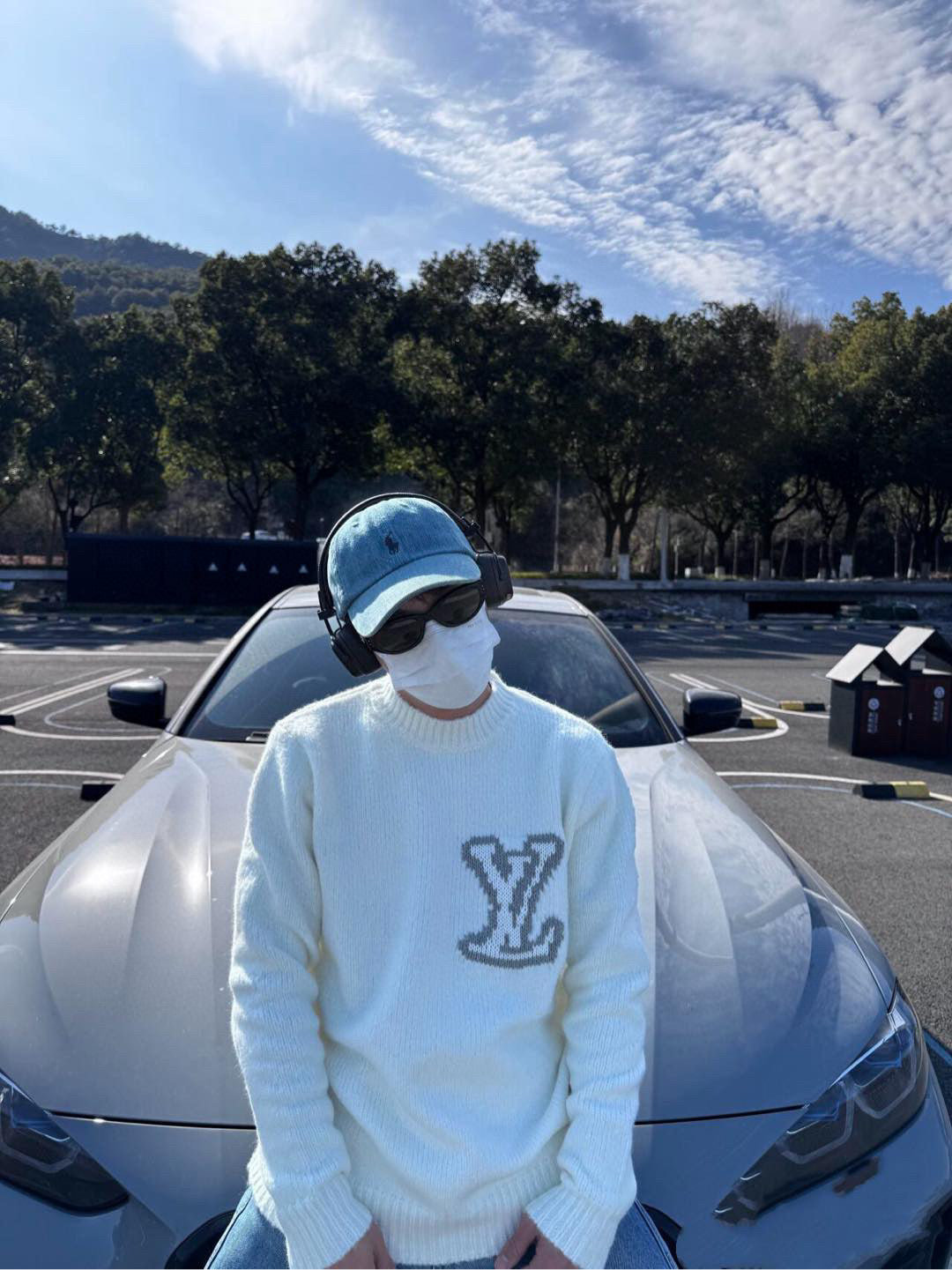 LuxluxHouse Best Quality Clothes Hoodie & Sweater Louis Vuitton