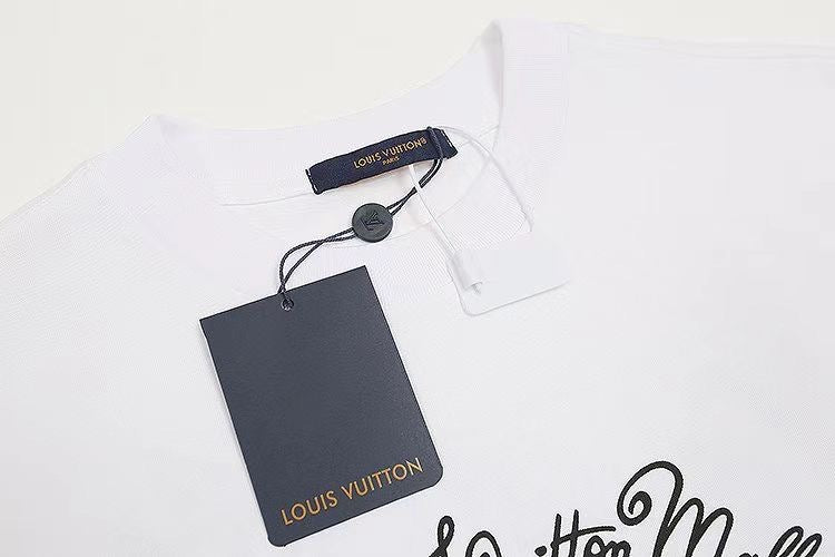 LuxluxHouse Best Quality Clothes T-shirt Louis Vuitton