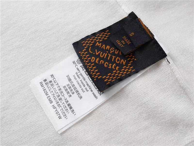 LuxluxHouse Best Quality Clothes T-shirt Louis Vuitton