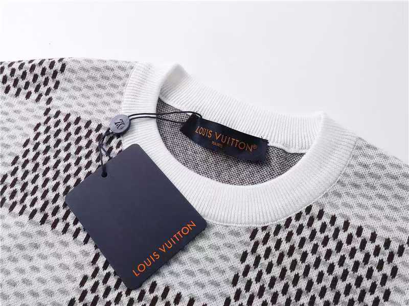 LuxluxHouse Best Quality Clothes T-shirt Louis Vuitton