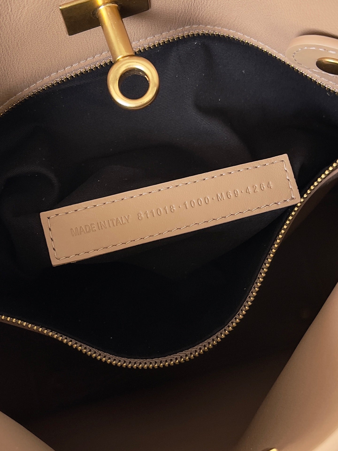 LuxluxHouse Best Quality Bags Balenciaga
