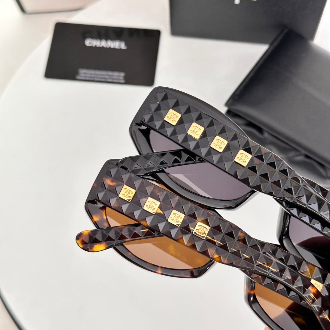 LuxluxHouse Best Quality Glasses Chanel