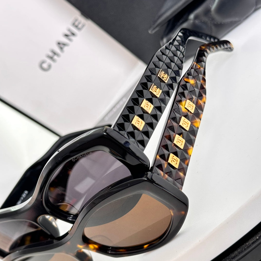 LuxluxHouse Best Quality Glasses Chanel