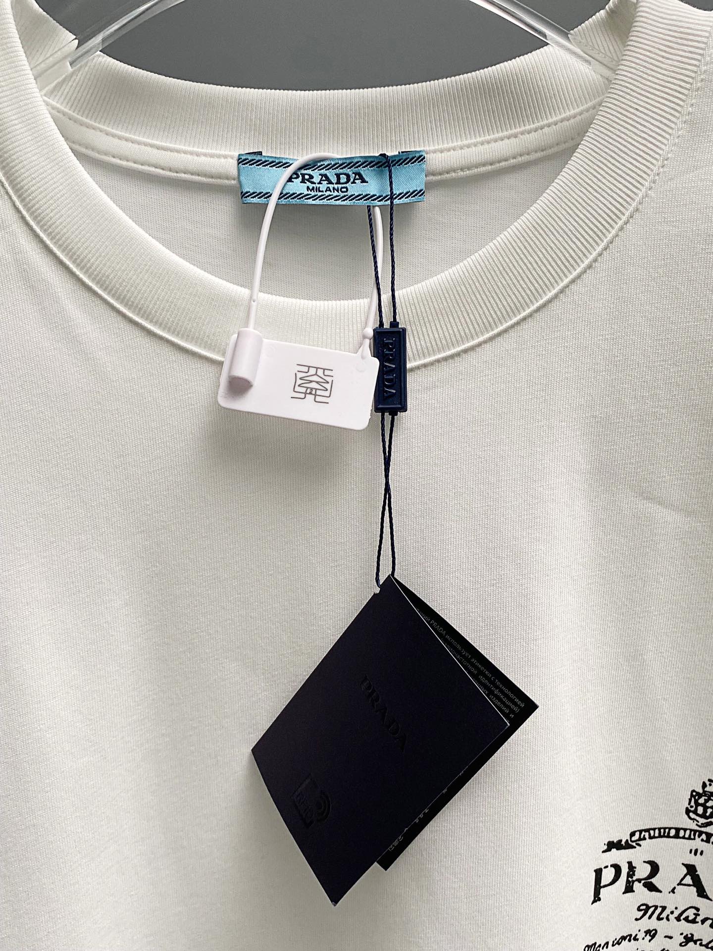 LuxluxHouse Best Quality Clothes T-shirt Prada