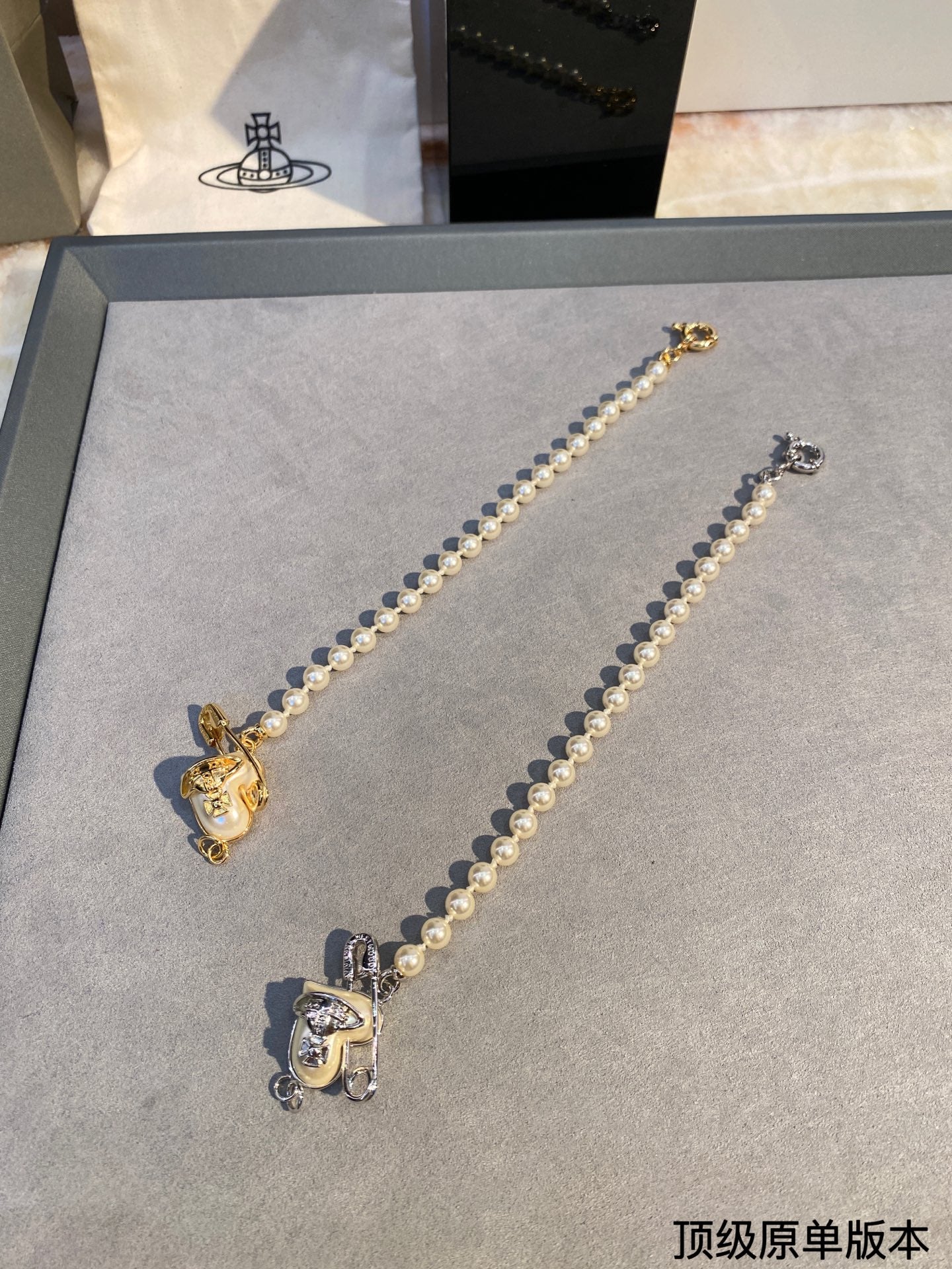 LuxluxHouse Best Quality Accessories Earrings Bracelet Vivienne Westwood Necklace