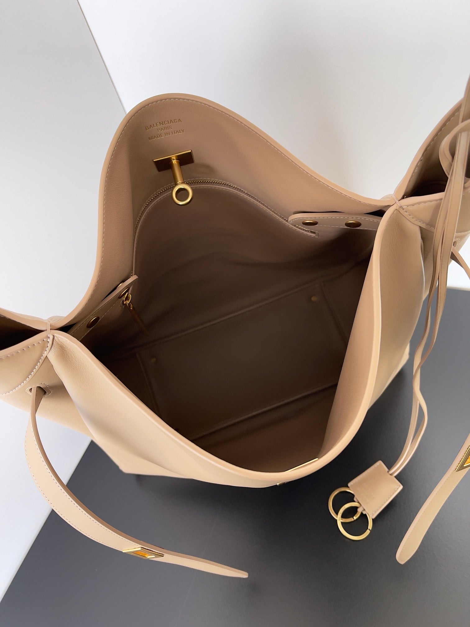 LuxluxHouse Best Quality Bags Balenciaga