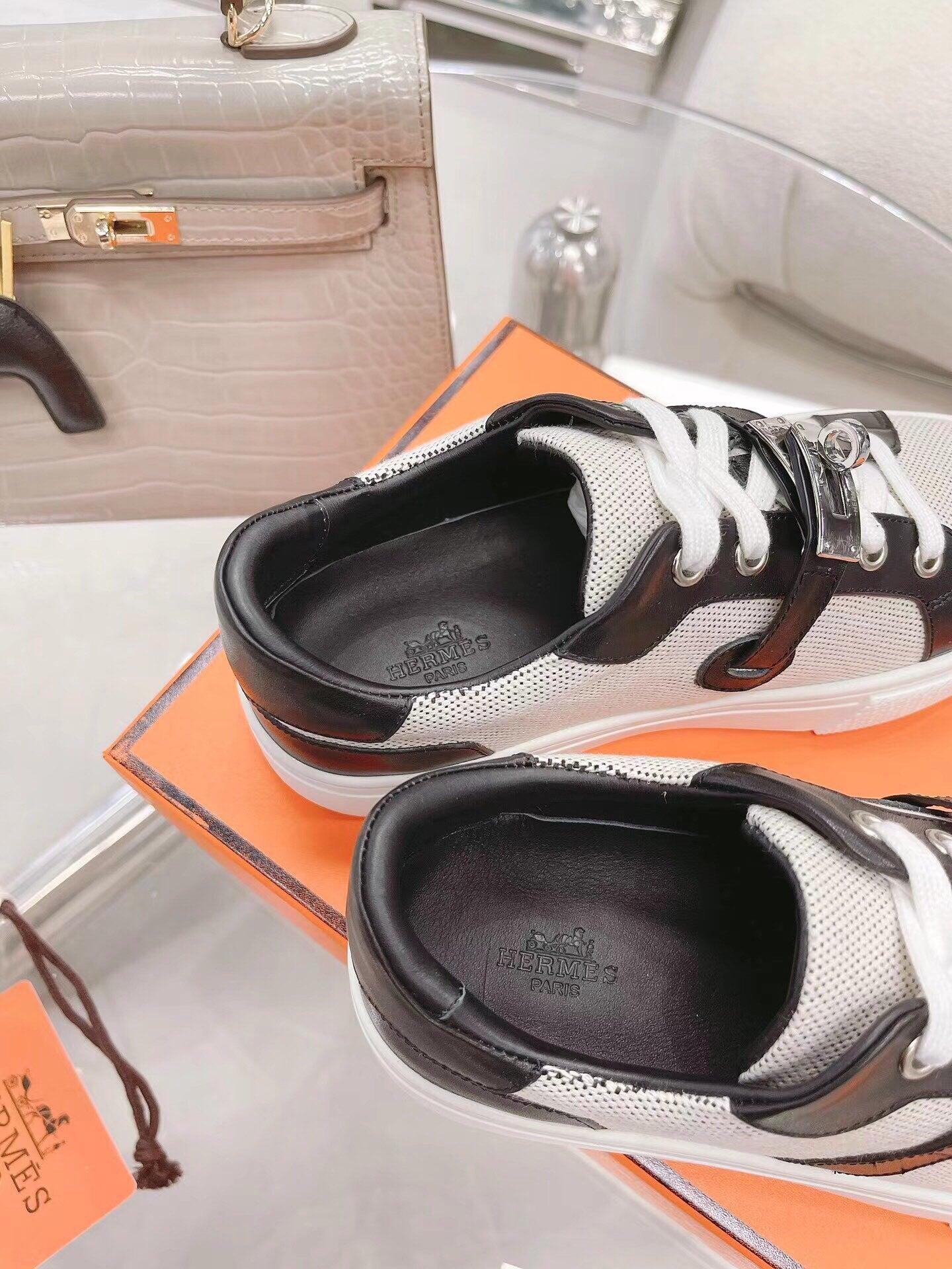 LuxluxHouse Best Quality Women Shoes Hermes
