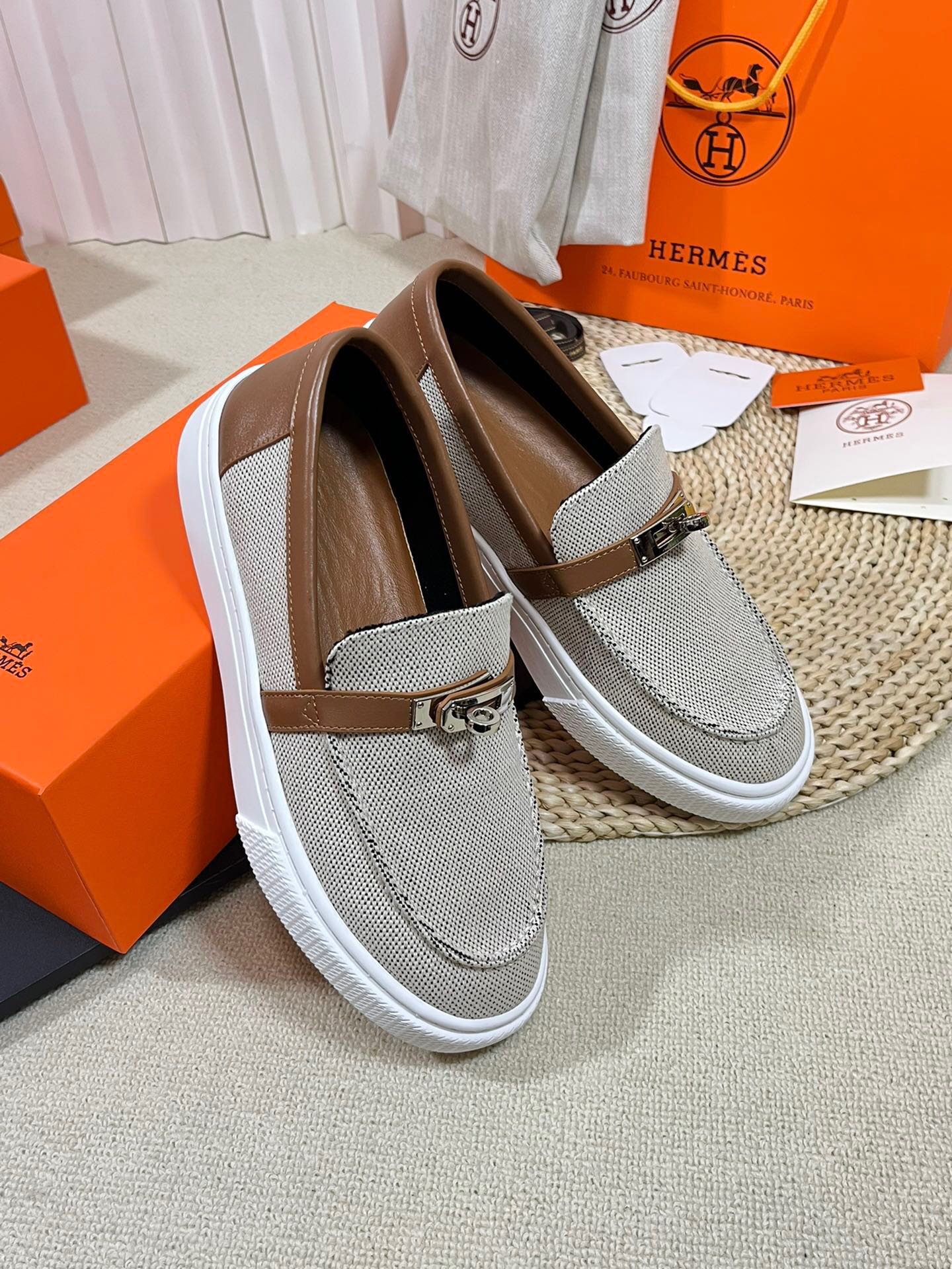 LuxluxHouse Best Quality Women Shoes Hermes