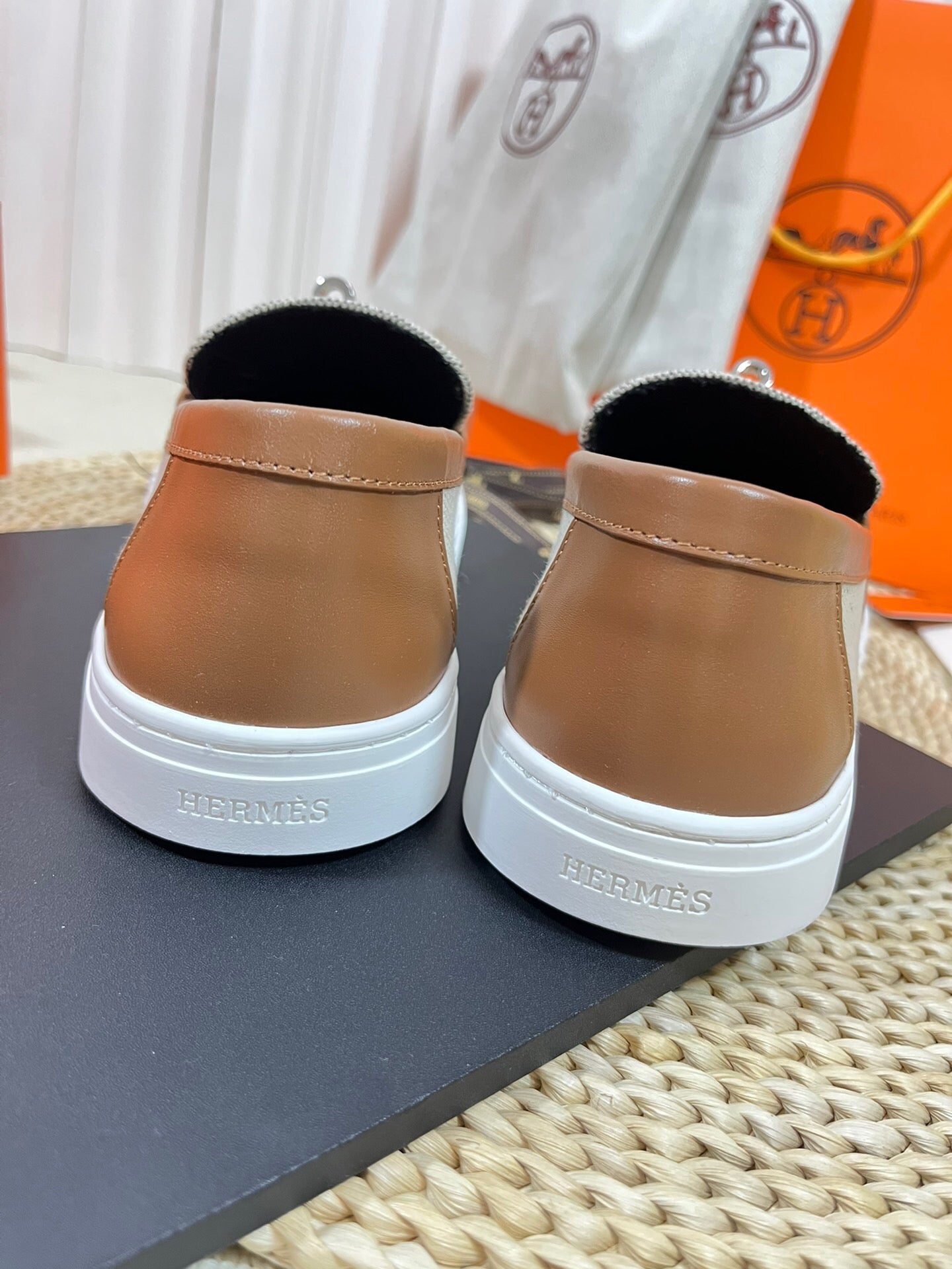 LuxluxHouse Best Quality Women Shoes Hermes