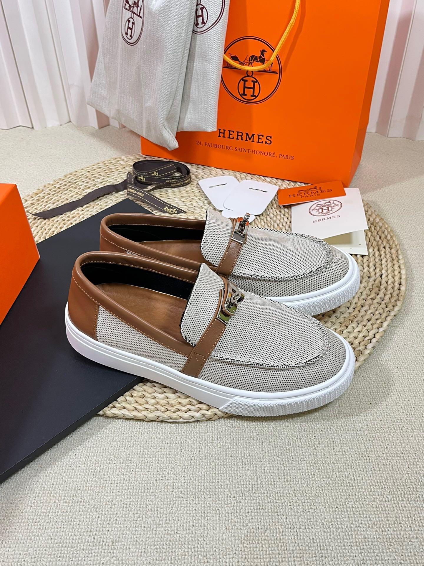 LuxluxHouse Best Quality Women Shoes Hermes