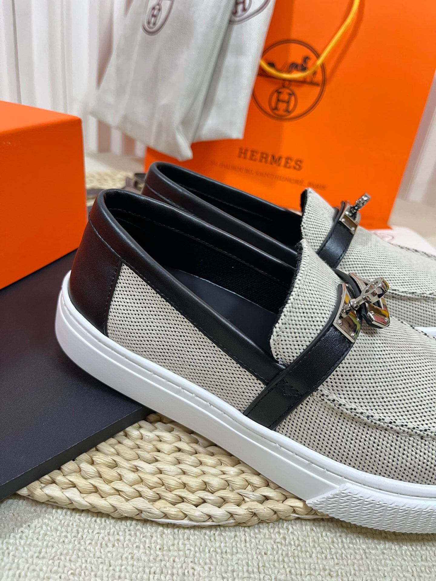 LuxluxHouse Best Quality Women Shoes Hermes