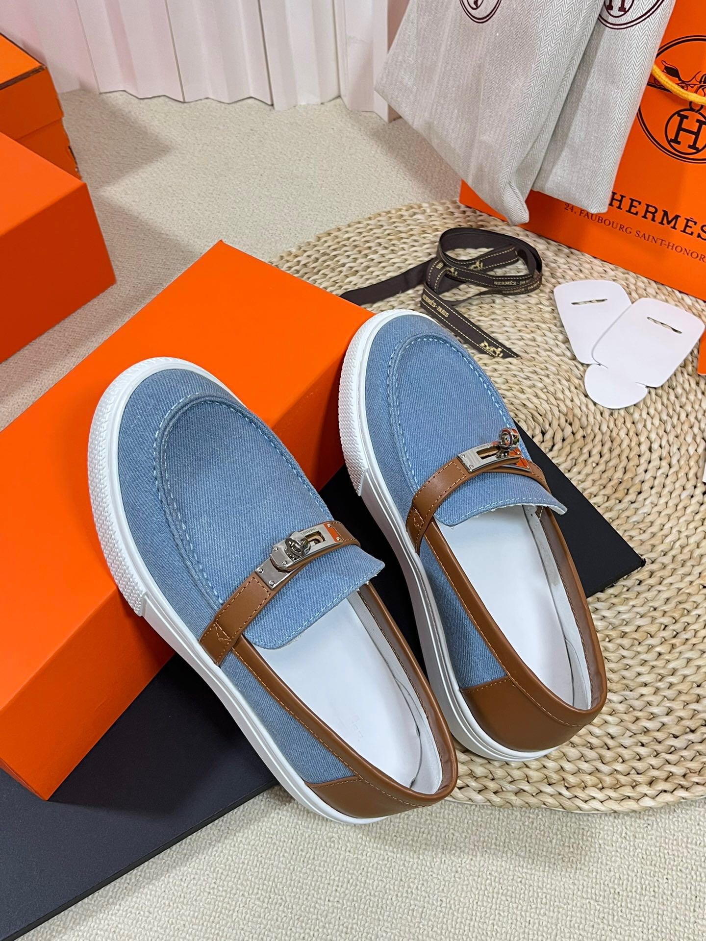 LuxluxHouse Best Quality Women Shoes Hermes