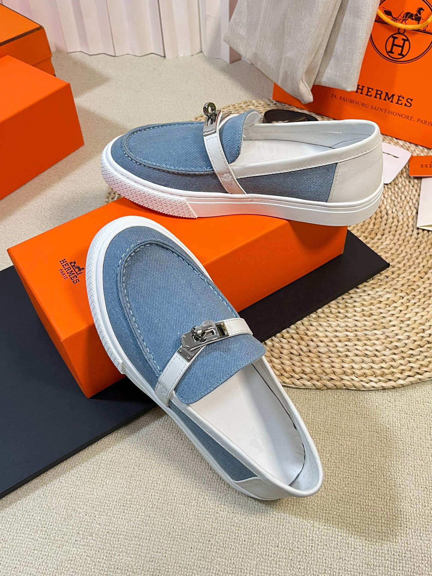 LuxluxHouse Best Quality Women Shoes Hermes