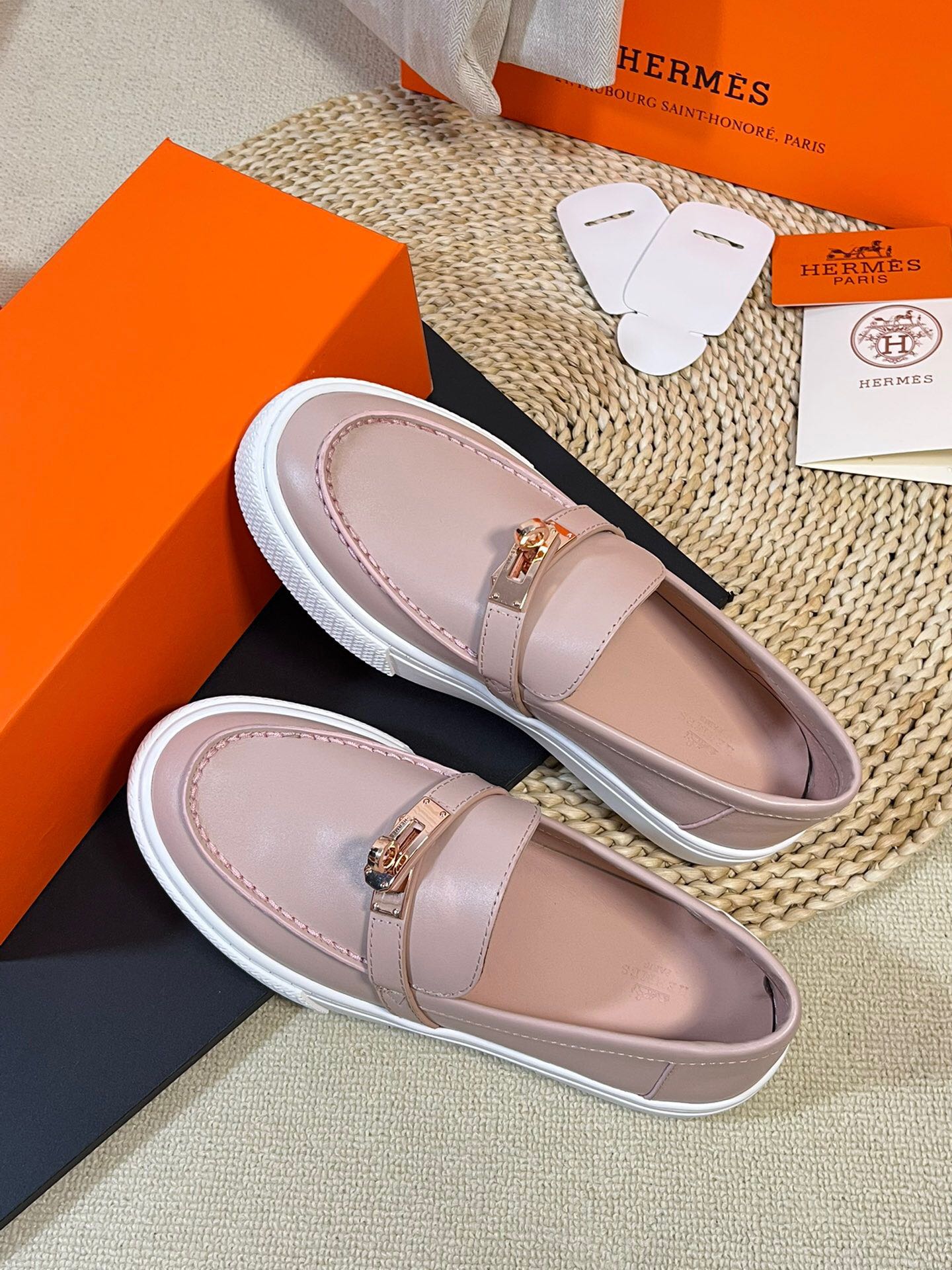 LuxluxHouse Best Quality Women Shoes Hermes