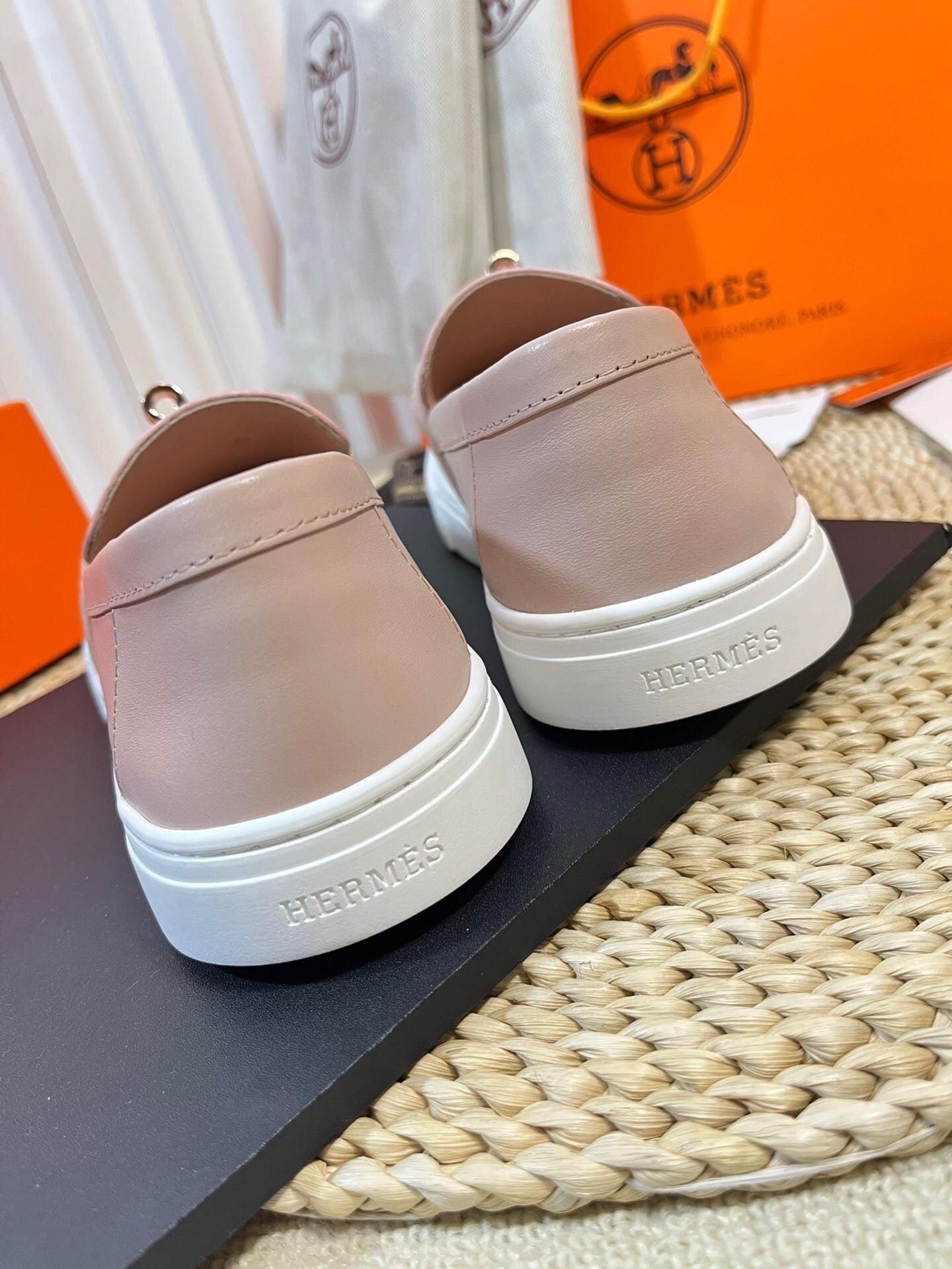 LuxluxHouse Best Quality Women Shoes Hermes