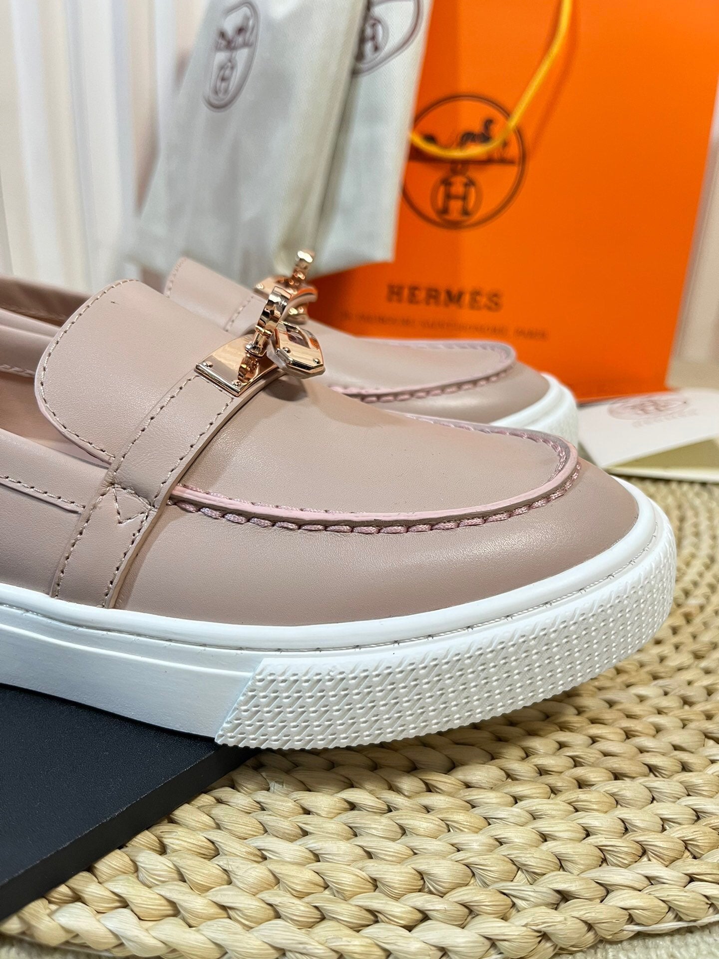 LuxluxHouse Best Quality Women Shoes Hermes