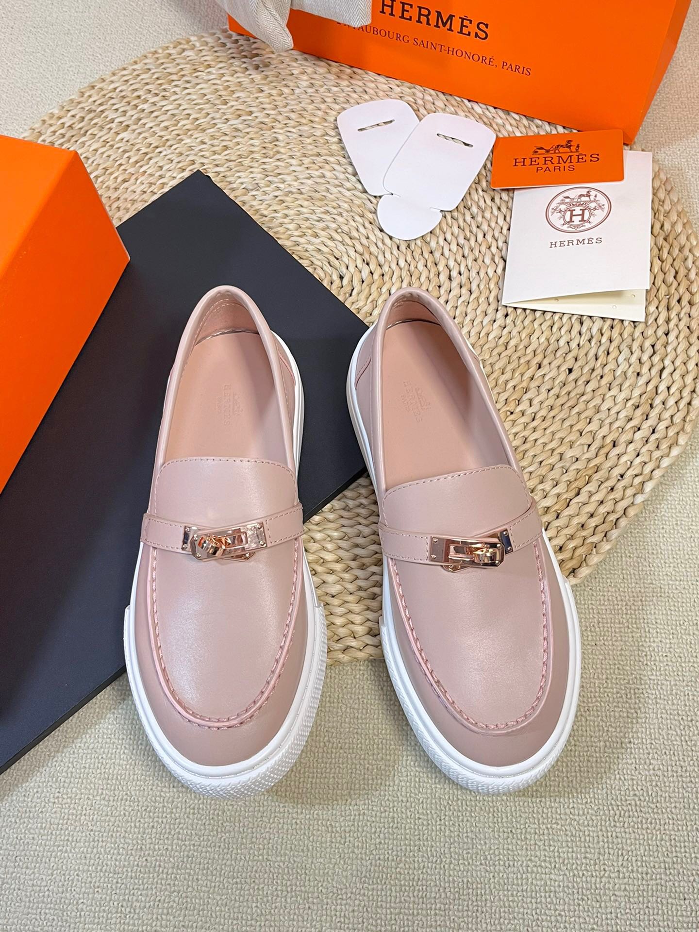 LuxluxHouse Best Quality Women Shoes Hermes