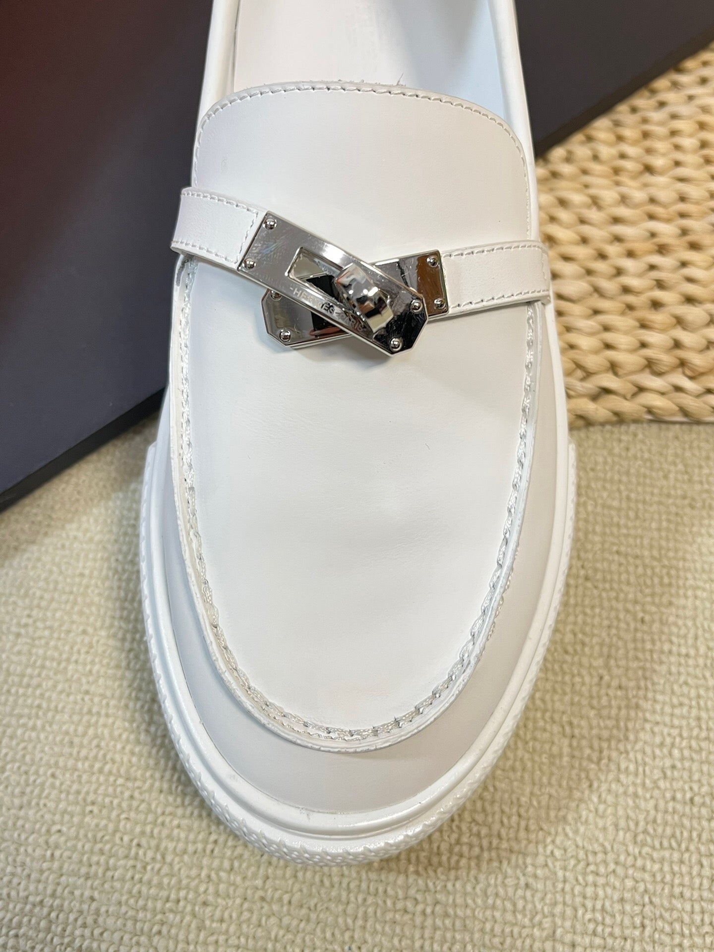 LuxluxHouse Best Quality Women Shoes Hermes