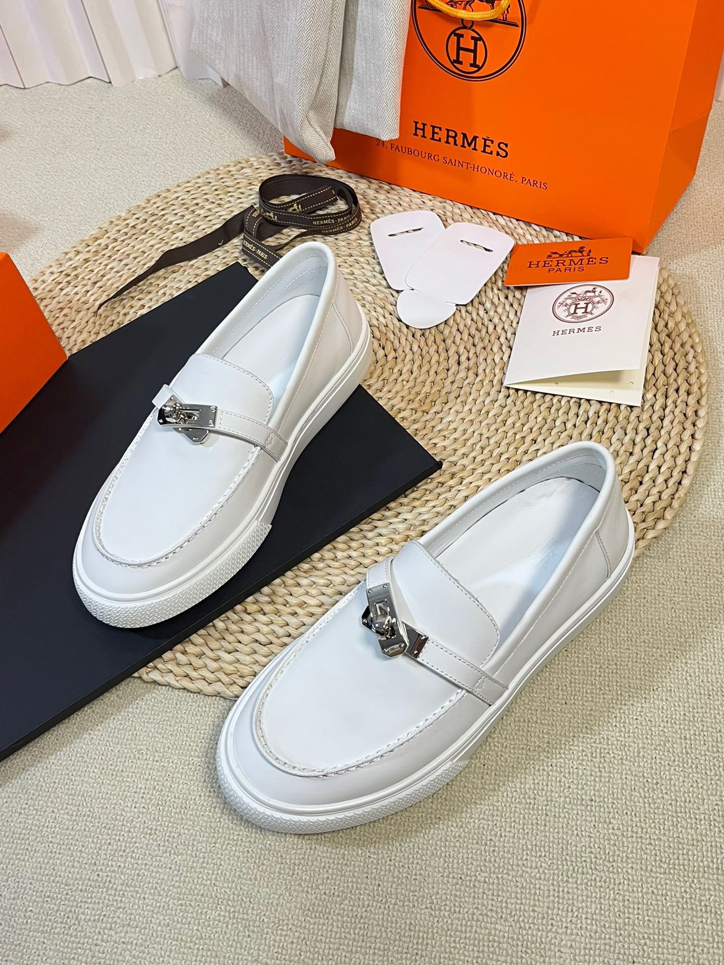 LuxluxHouse Best Quality Women Shoes Hermes