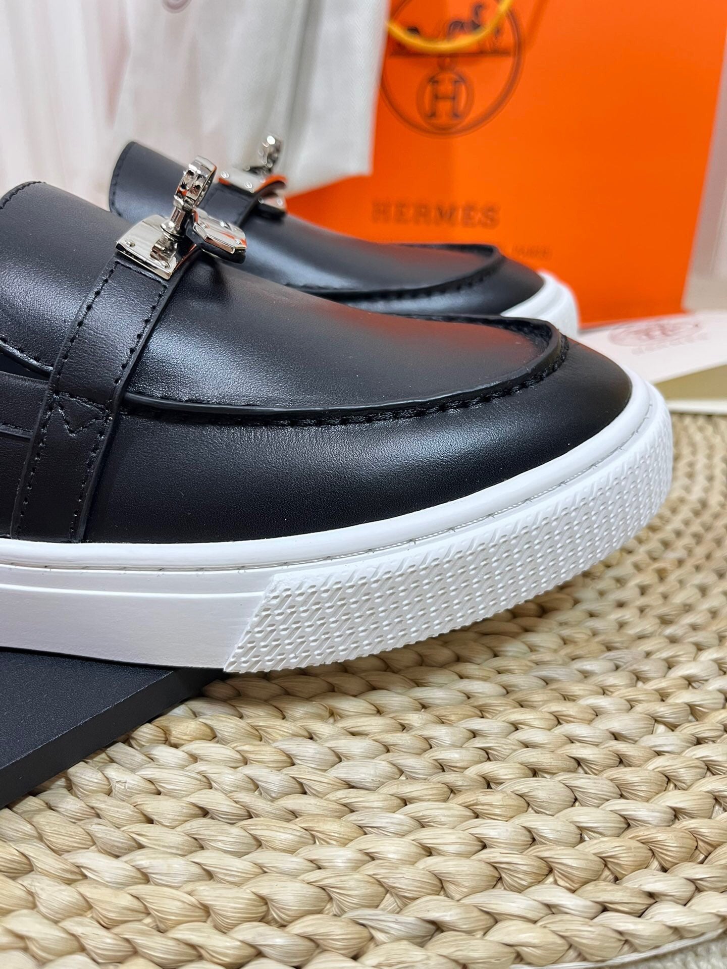 LuxluxHouse Best Quality Women Shoes Hermes