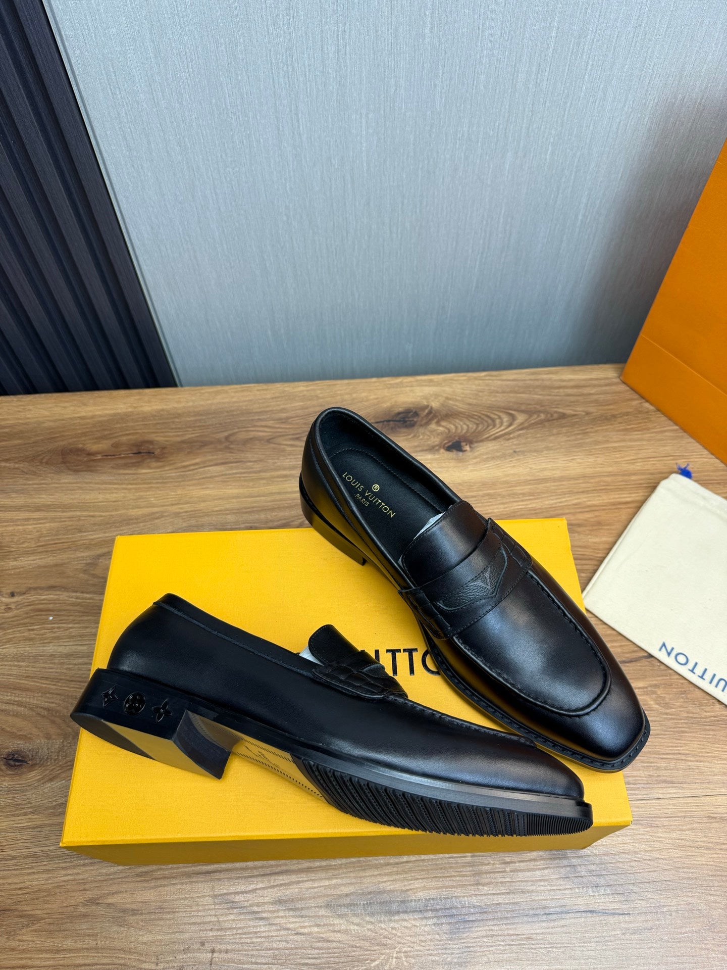 LuxluxHouse Best Quality Louis Vuitton Dress Shoes