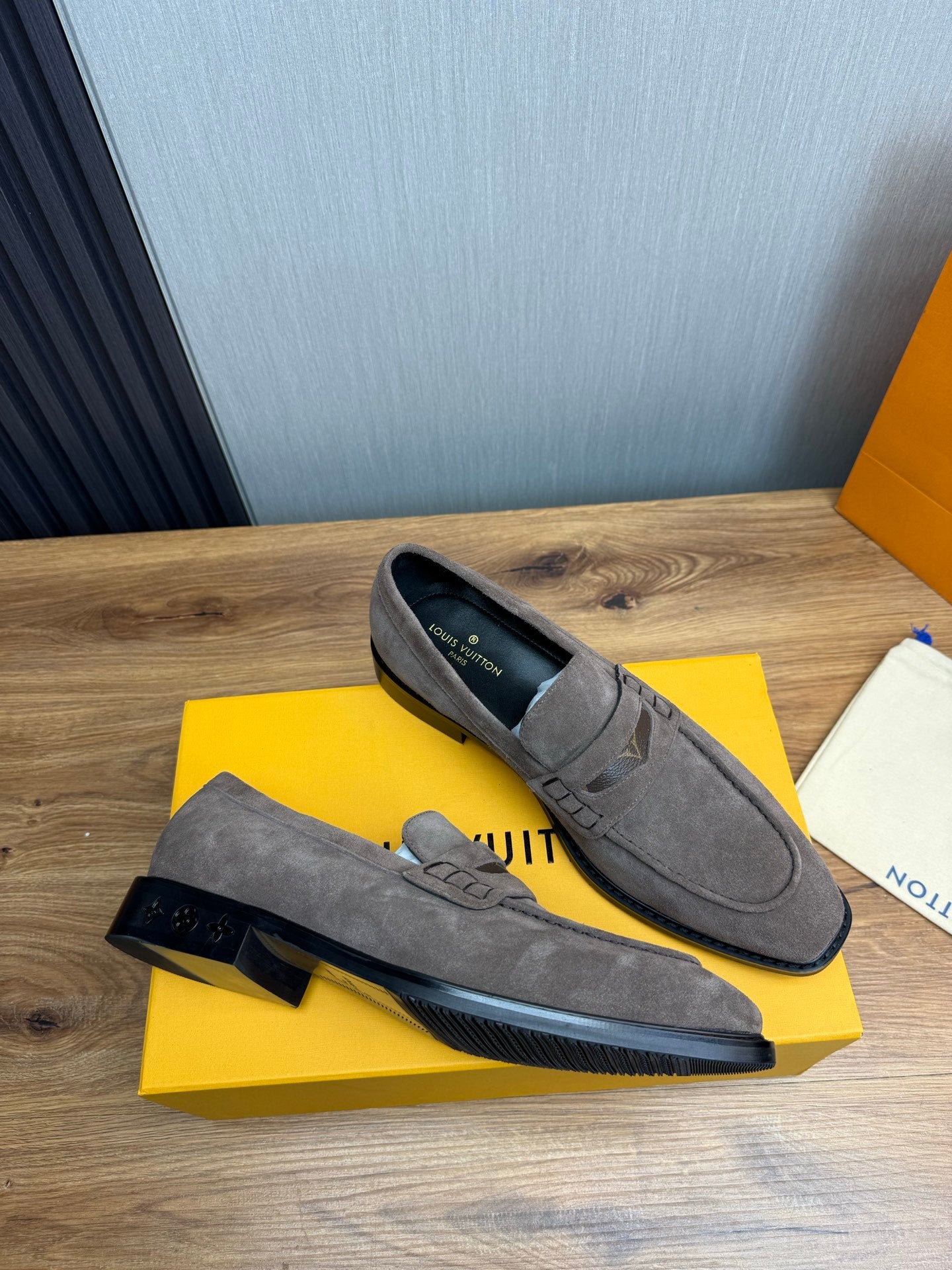 LuxluxHouse Best Quality Louis Vuitton Dress Shoes